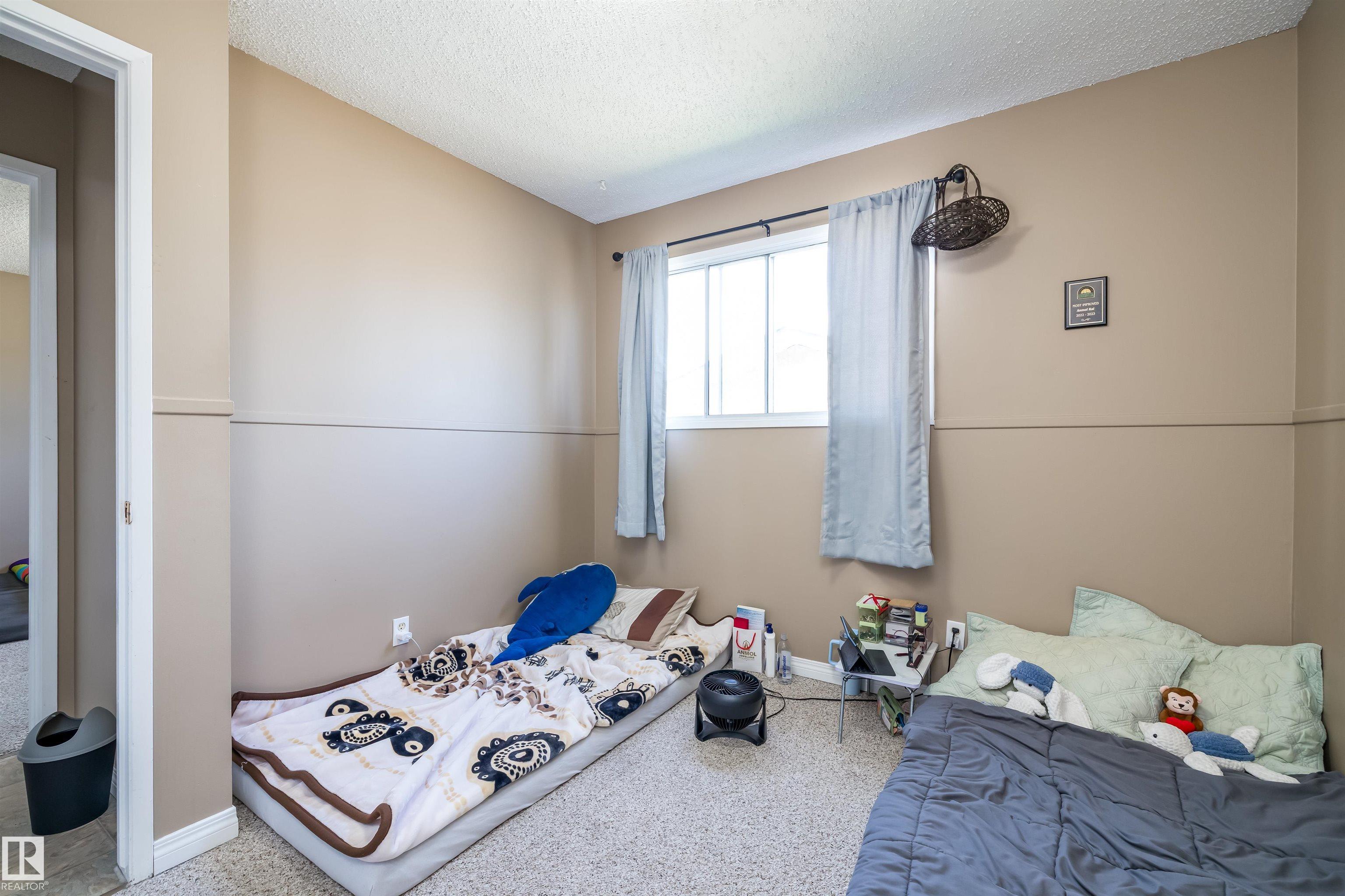 Photo 20 at 3620 42a Avenue NW, Kiniski Gardens, Edmonton