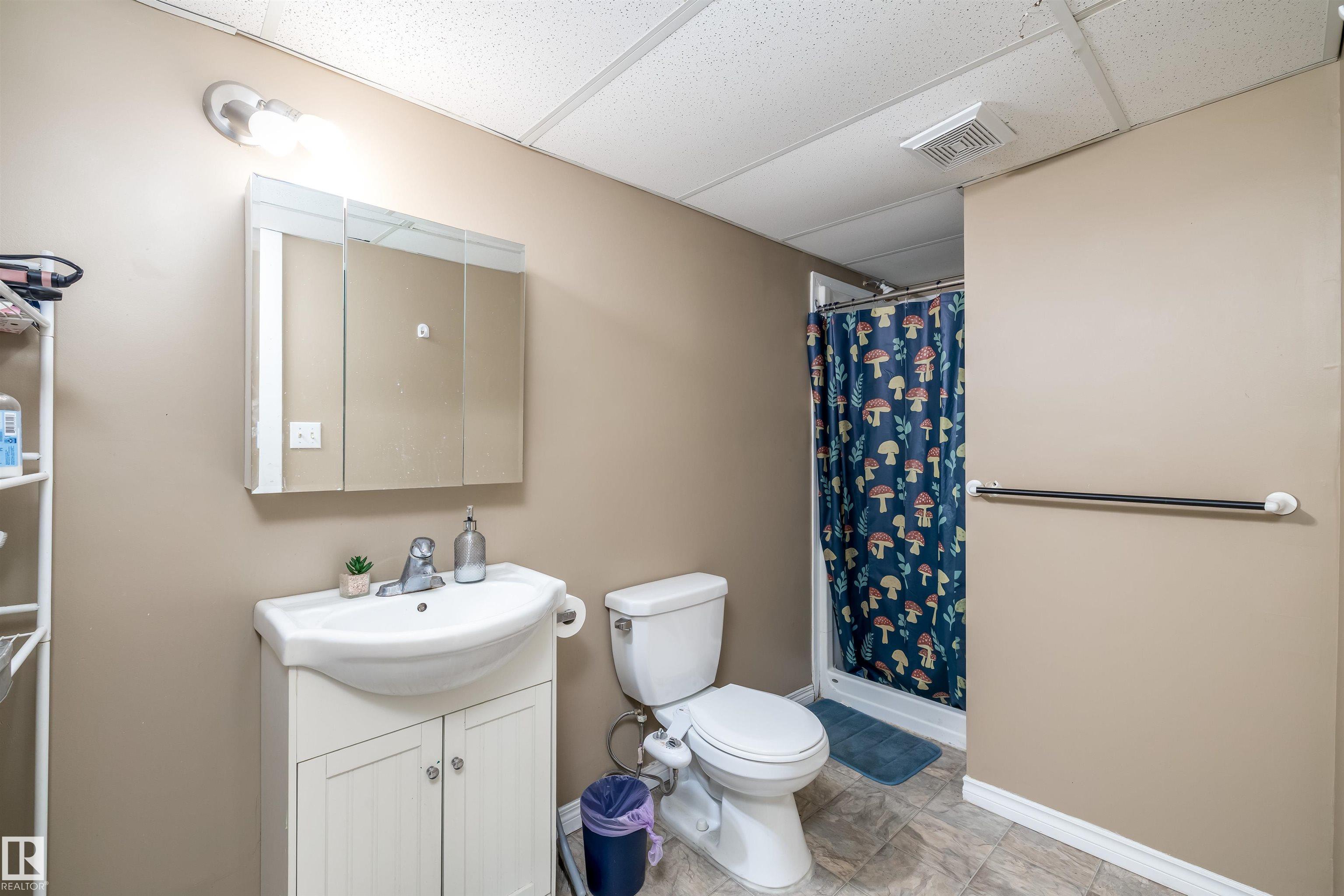 Photo 32 at 3620 42a Avenue NW, Kiniski Gardens, Edmonton
