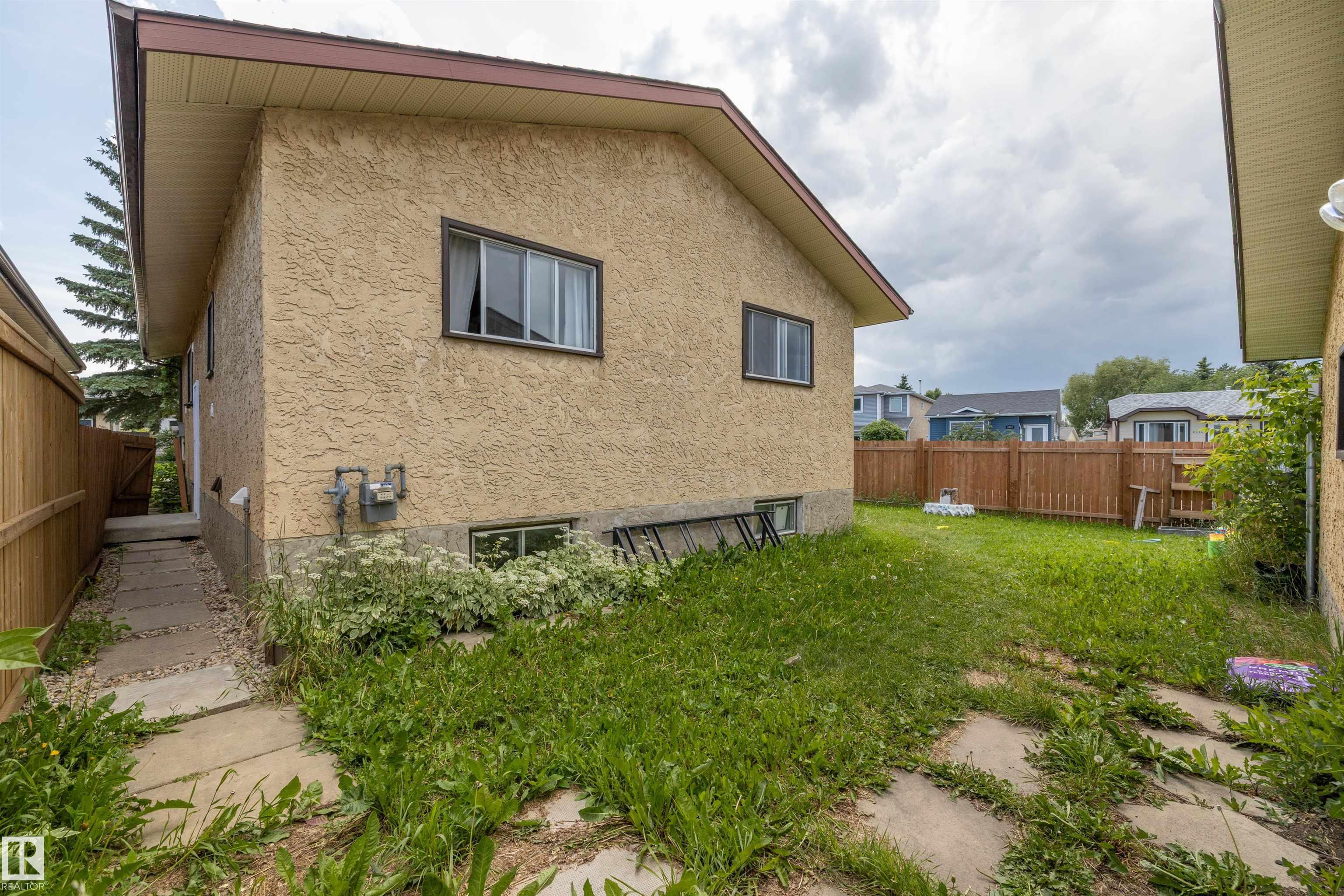 Photo 41 at 3620 42a Avenue NW, Kiniski Gardens, Edmonton