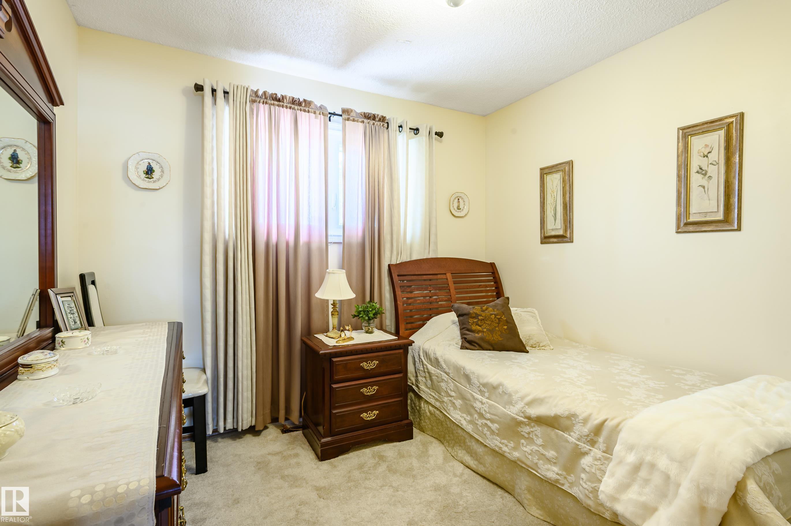 Photo 23 at 13420 113a Street NW, Kensington, Edmonton