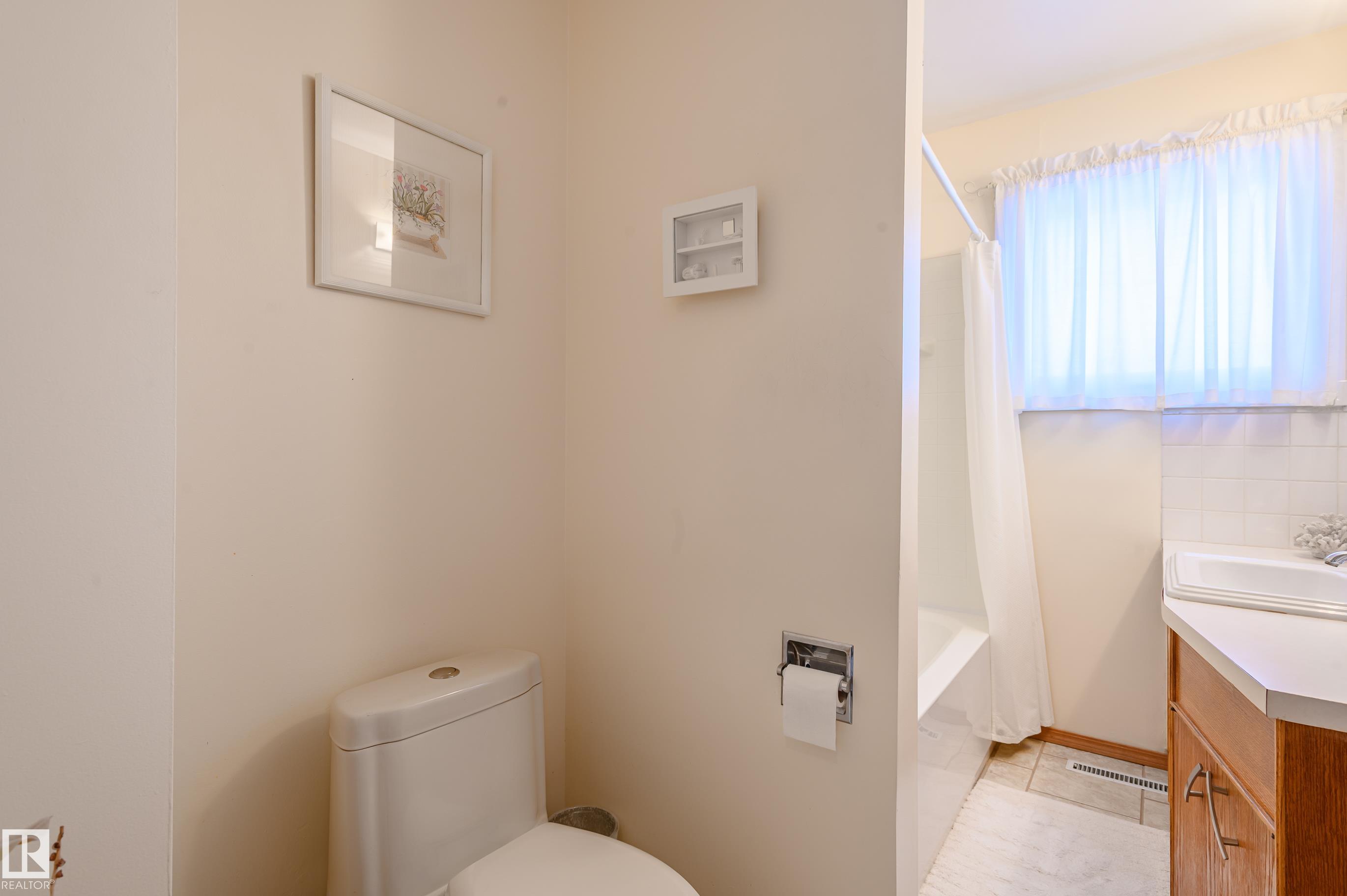 Photo 25 at 13420 113a Street NW, Kensington, Edmonton