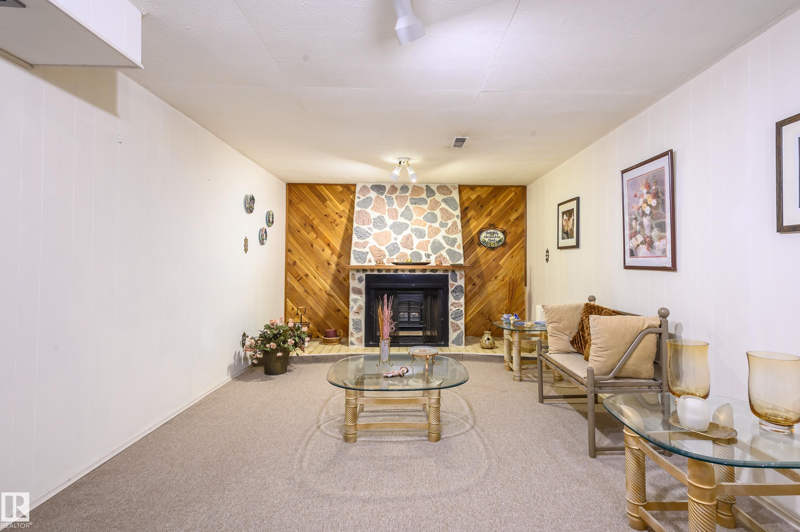 Photo 33 at 13420 113a Street NW, Kensington, Edmonton