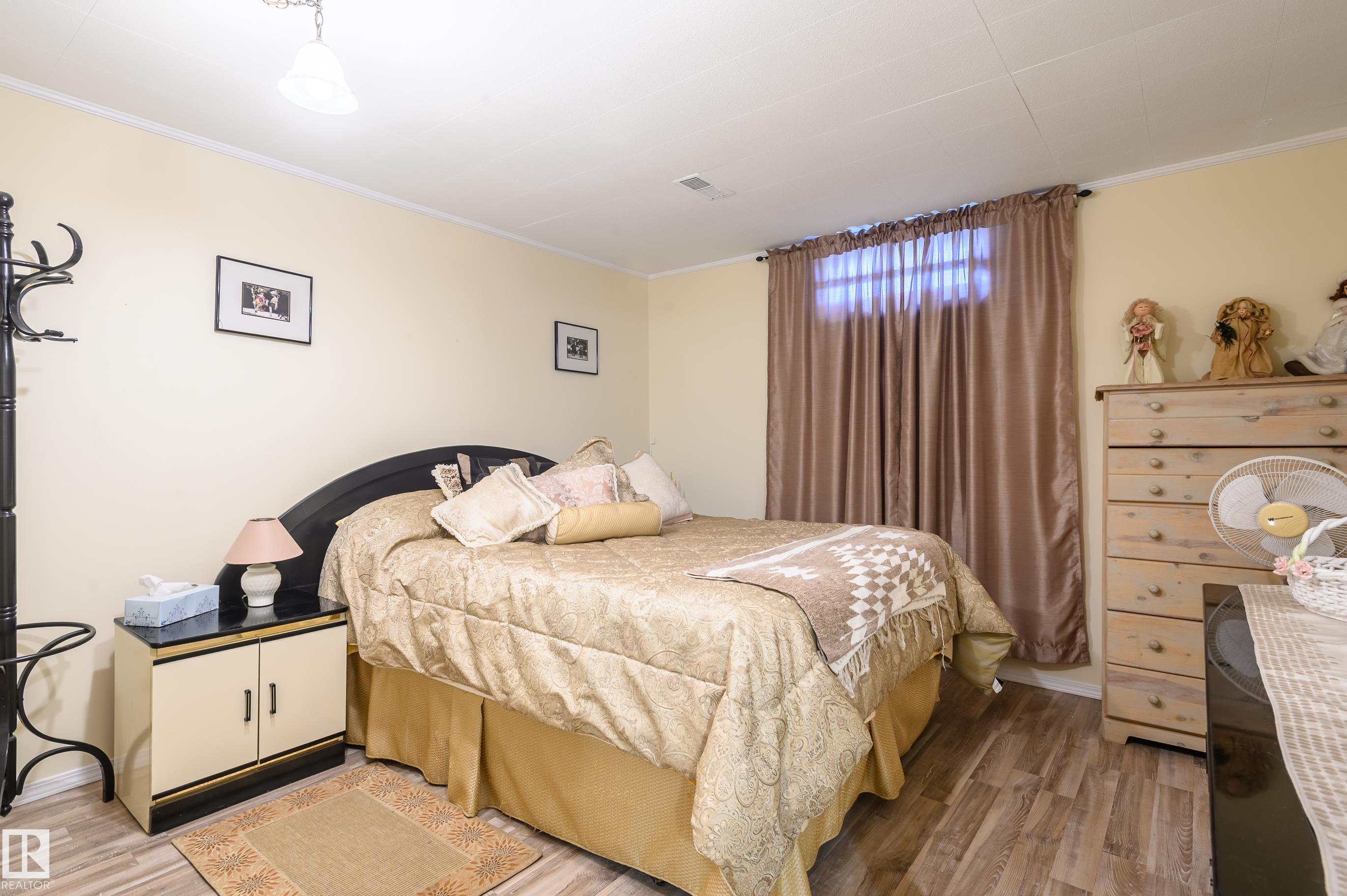 Photo 37 at 13420 113a Street NW, Kensington, Edmonton