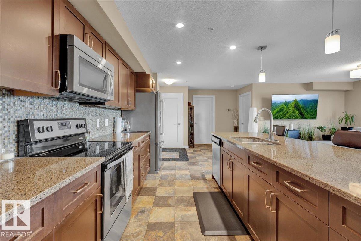 Photo 14 at 5029 Edgemont Boulevard NW, Edgemont, Edmonton