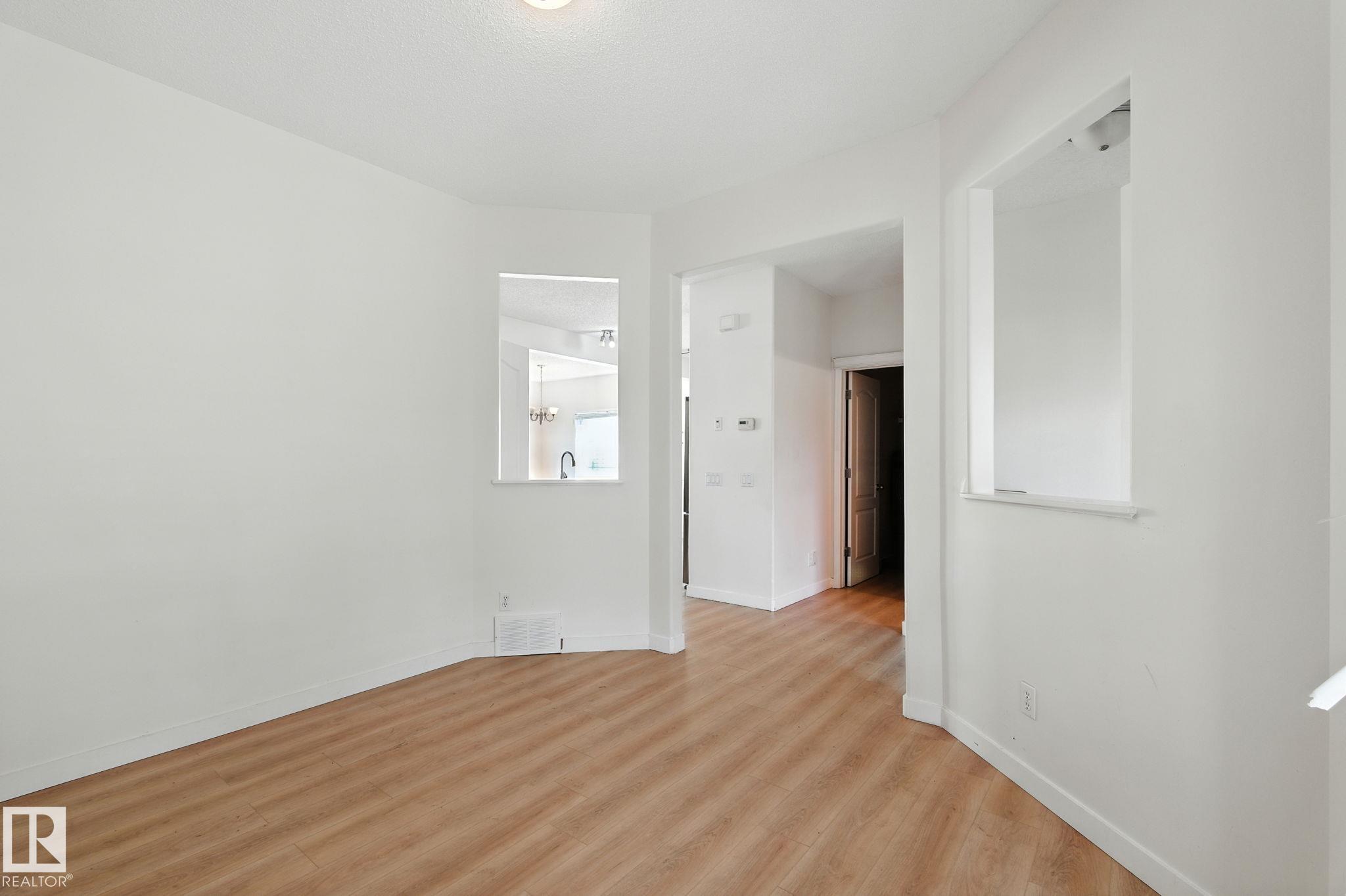 Photo 17 at 7836 7 Avenue SW, Ellerslie, Edmonton