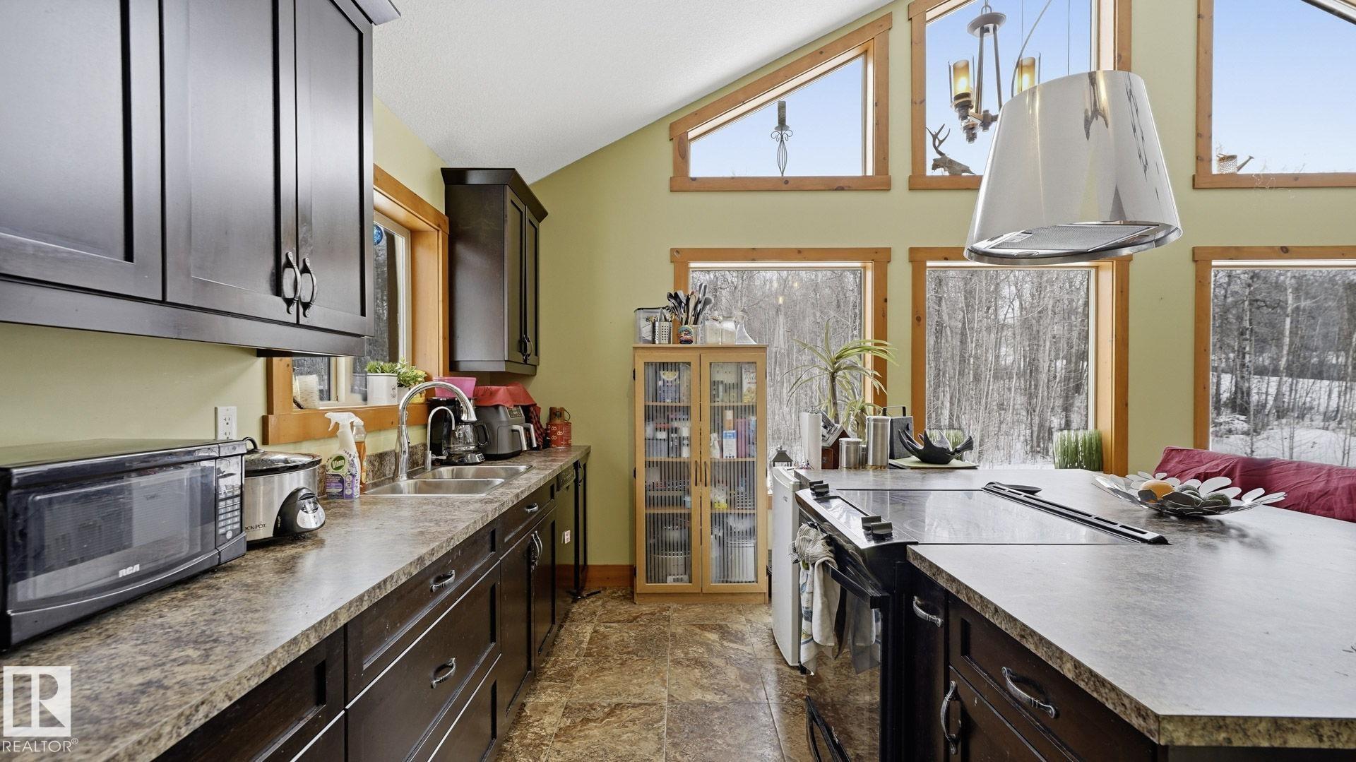 Photo 9 at 16 - 52228 Rge Road 30, Mayatan Lake Estates, Rural Parkland County