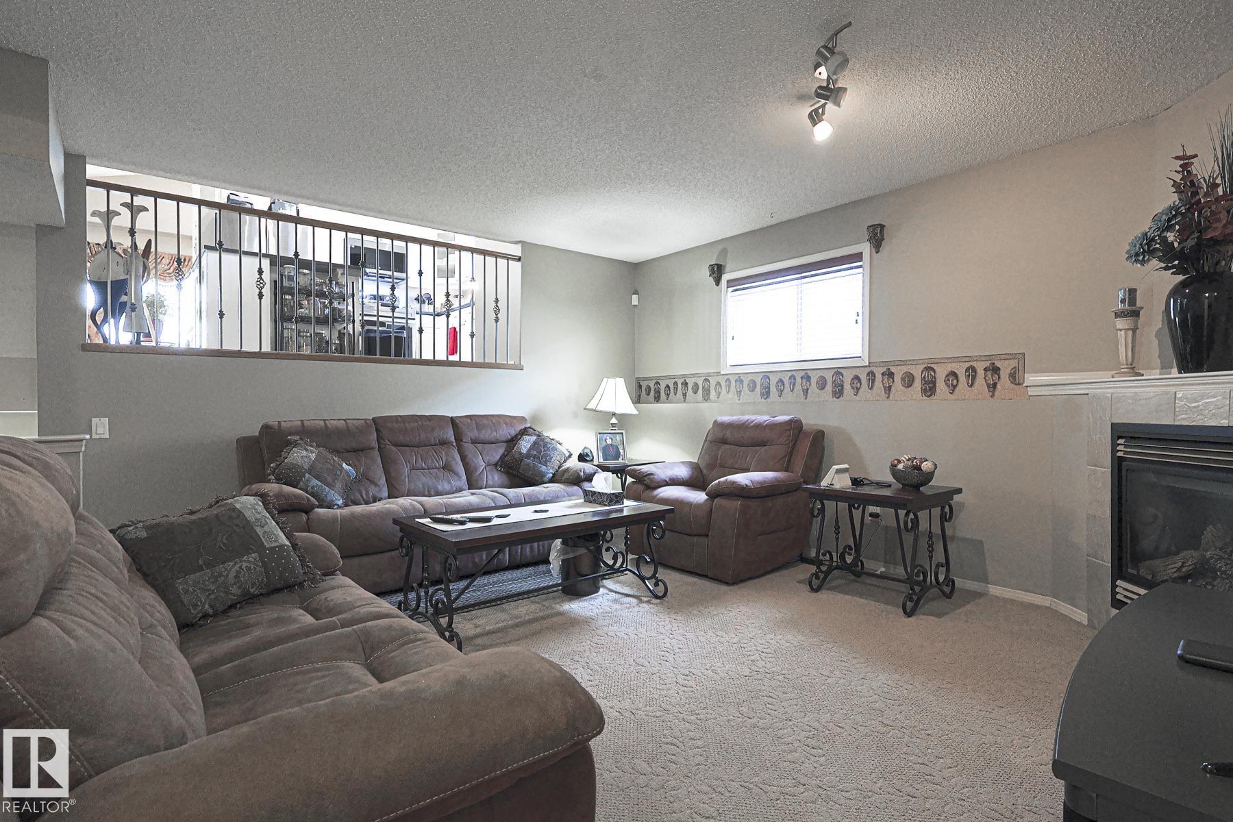 Photo 33 at 21304 88 Avenue NW, Suder Greens, Edmonton