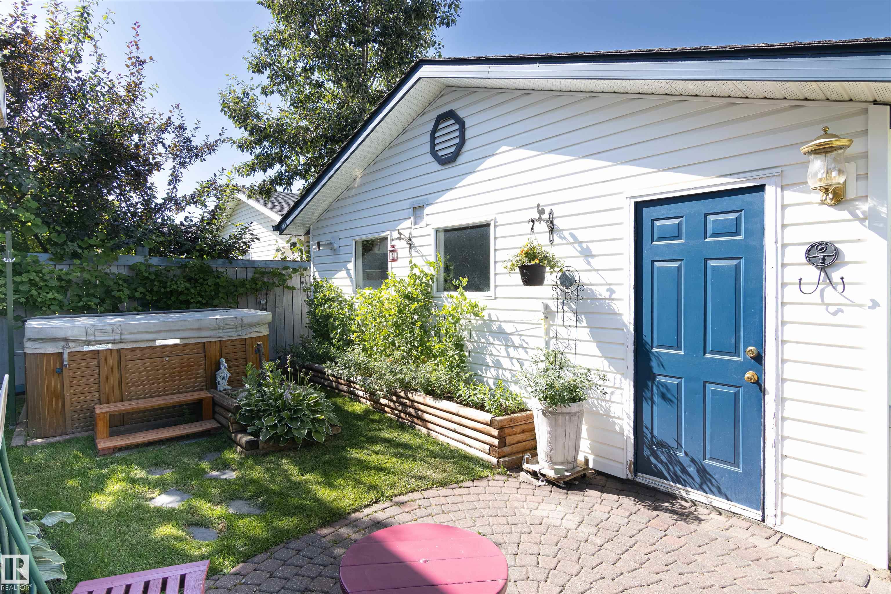 Photo 56 at 21304 88 Avenue NW, Suder Greens, Edmonton