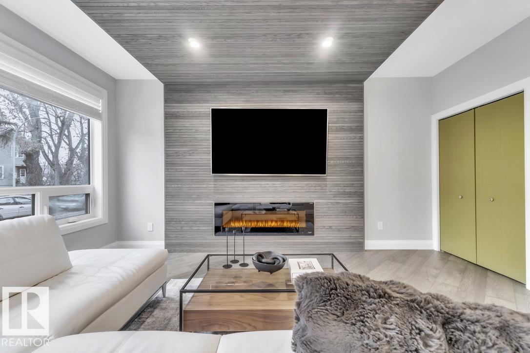 8617 108a Street NW, Garneau, Edmonton