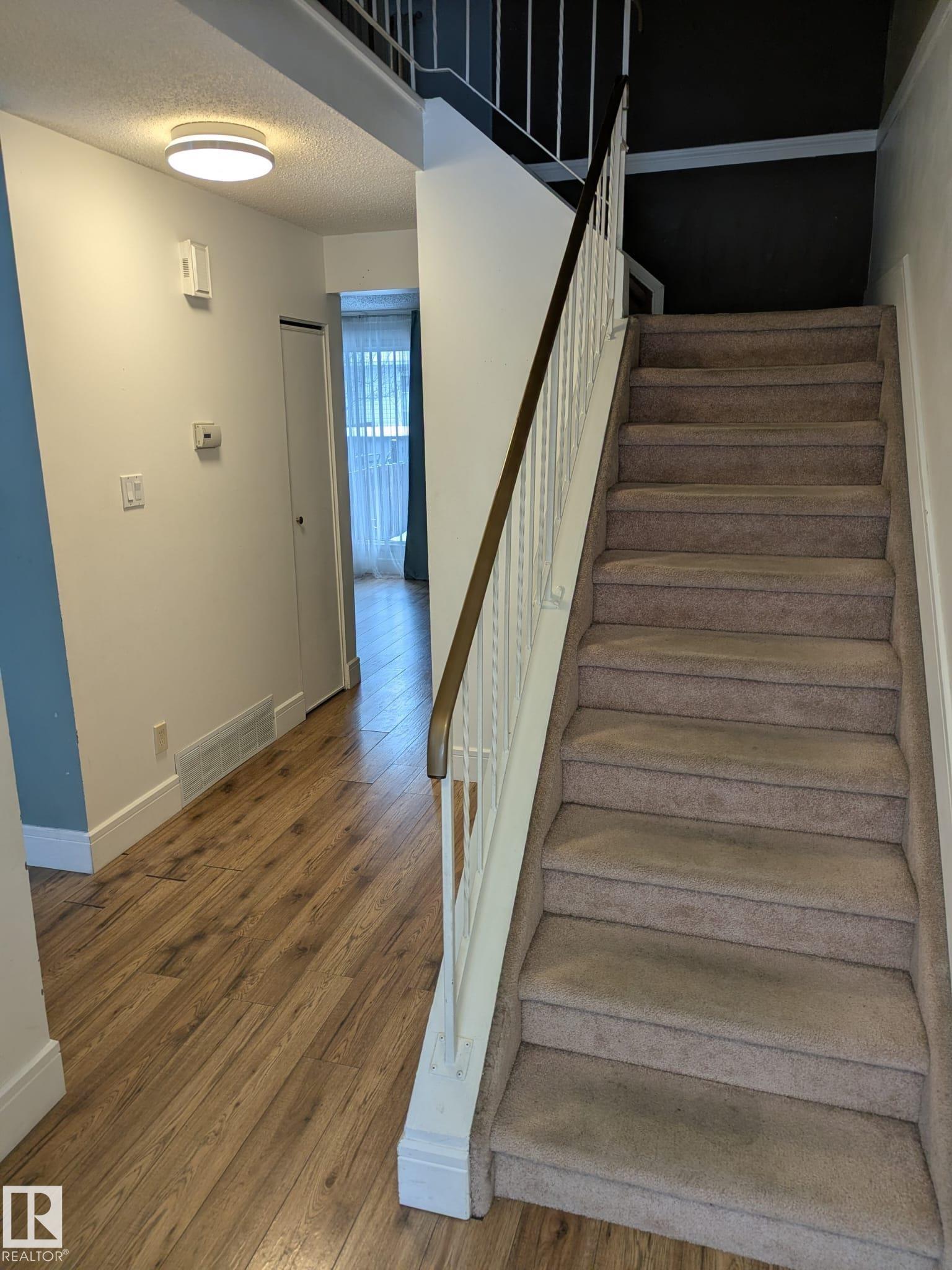 Photo 12 at 3105 109 Street NW, Steinhauer, Edmonton