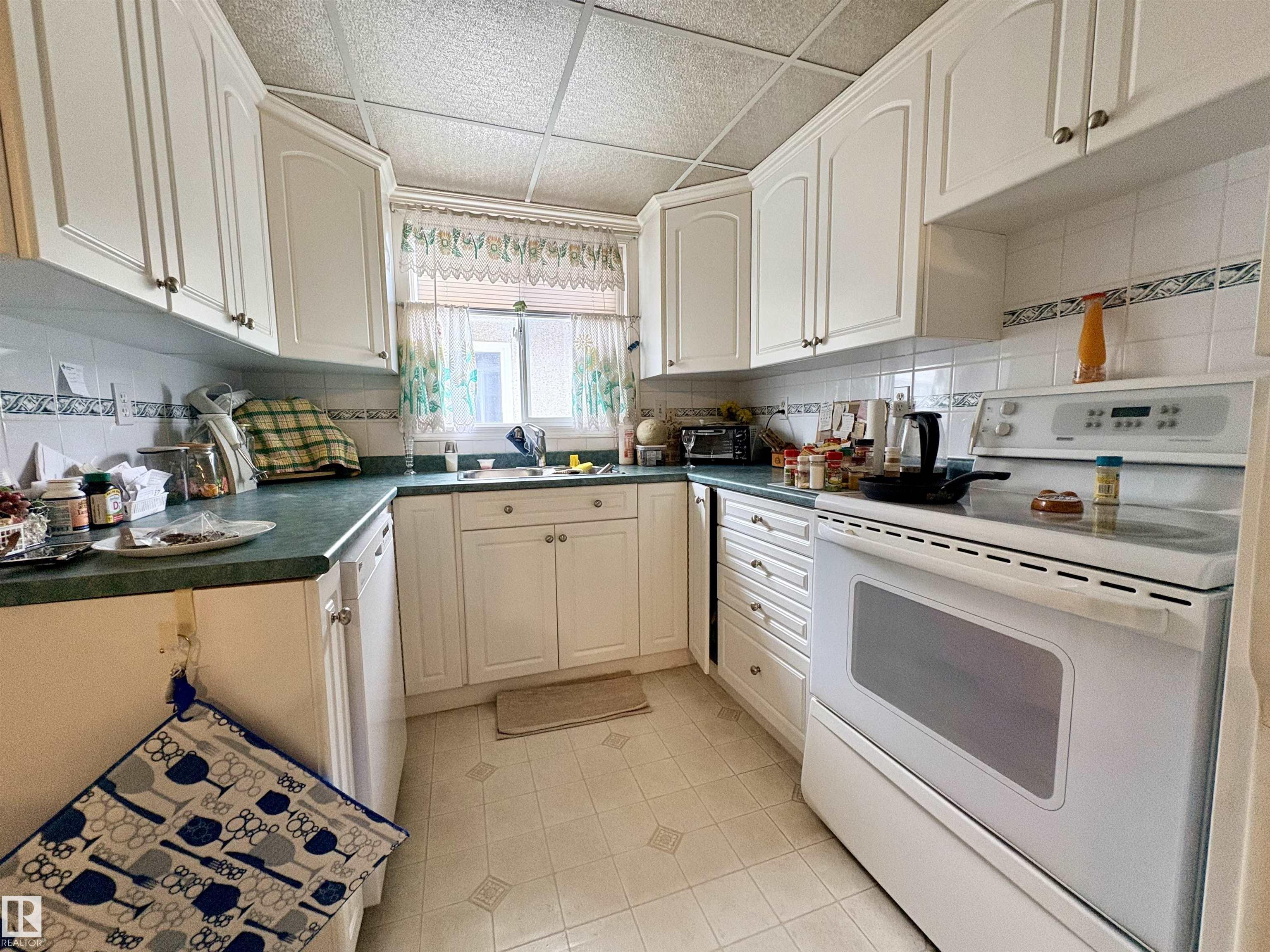 Photo 6 at 13216 Delwood Road NW, Delwood, Edmonton