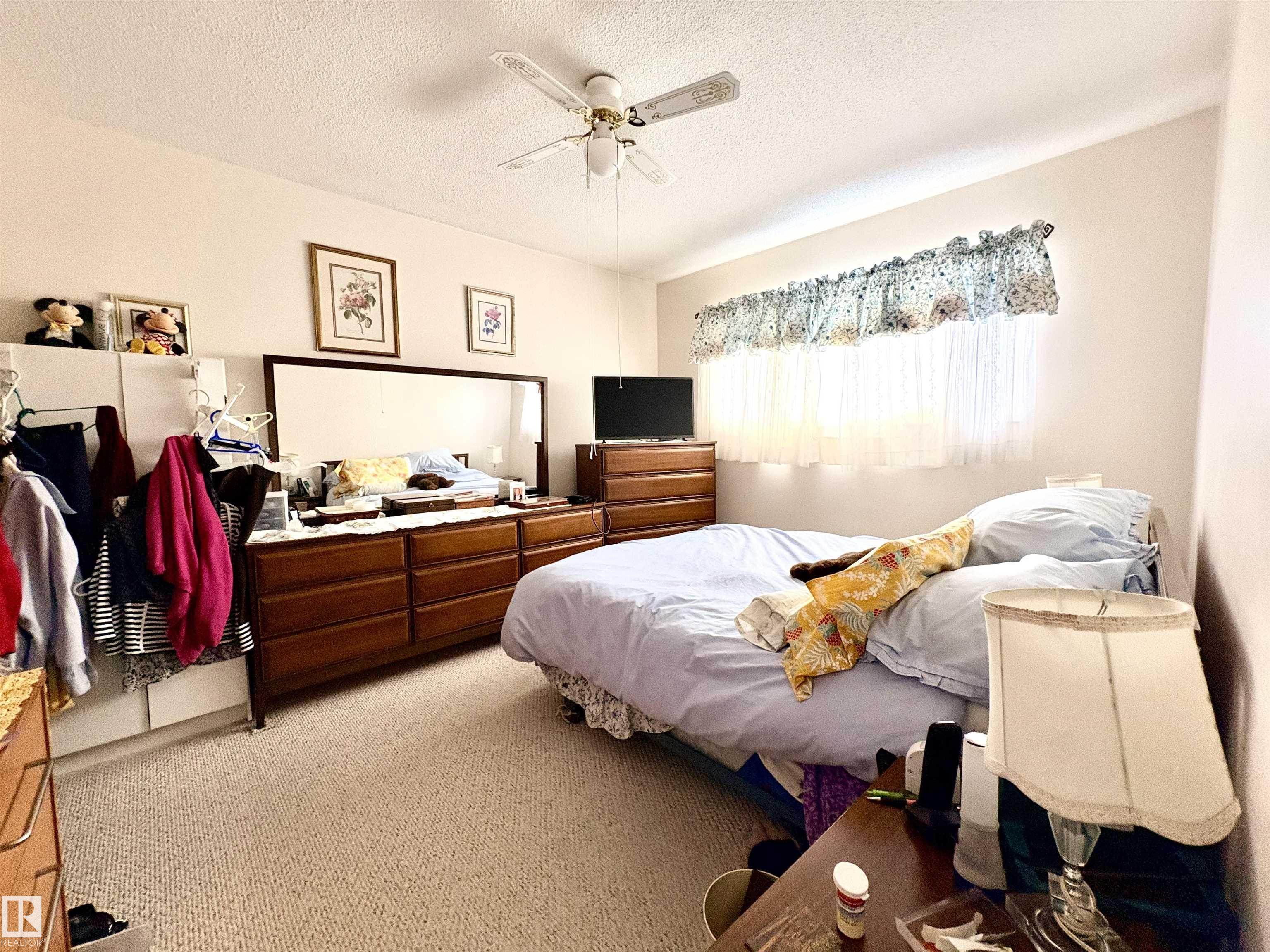 Photo 9 at 13216 Delwood Road NW, Delwood, Edmonton