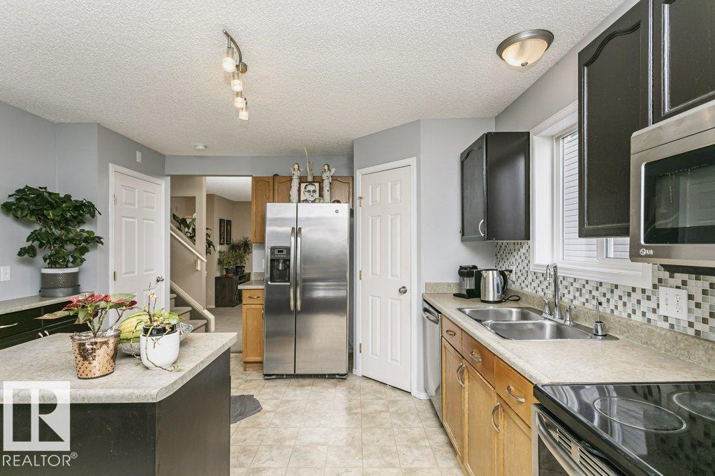 Photo 14 at 15915 38 Street NW, Brintnell, Edmonton