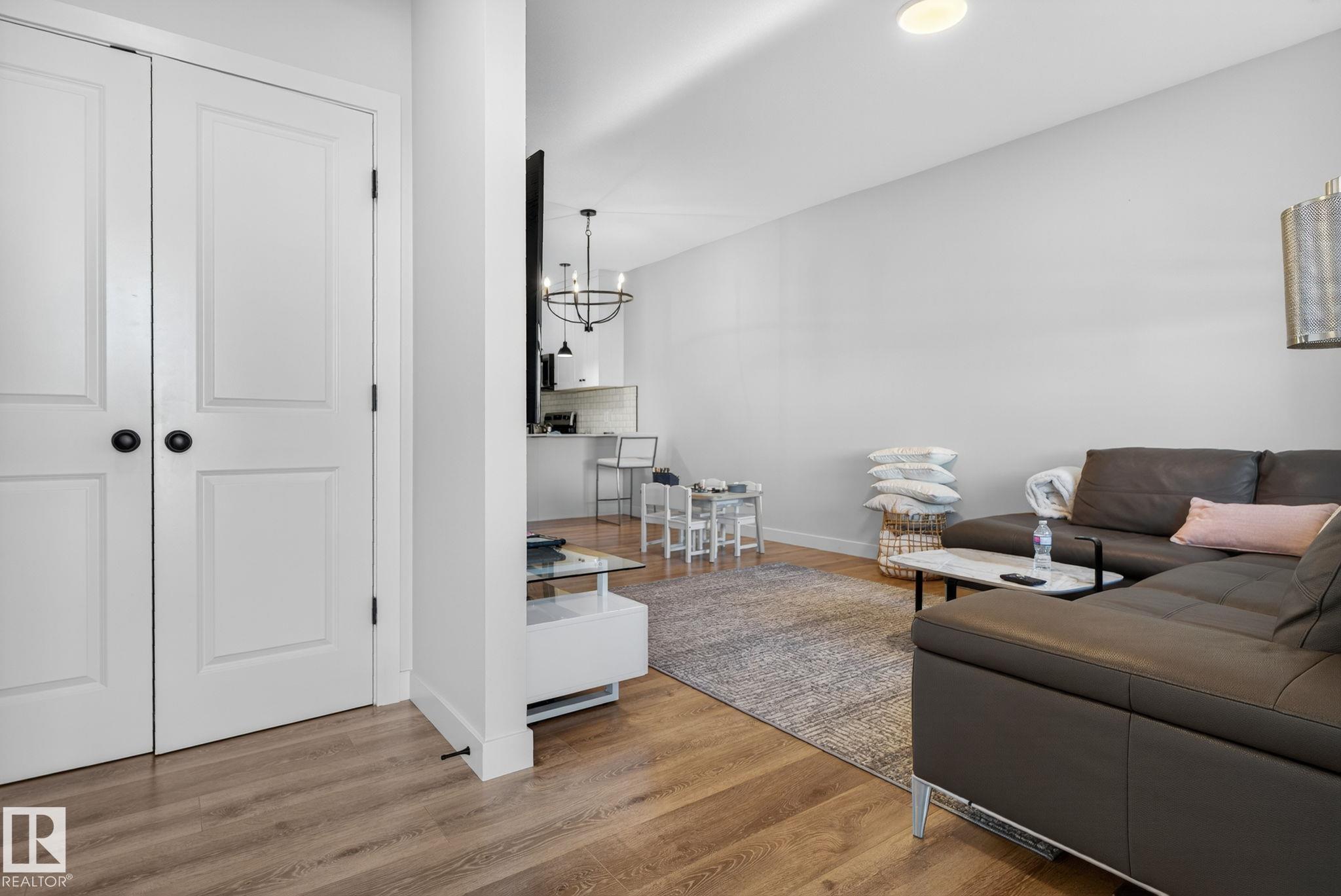 7135 178 Avenue NW, Crystallina Nera East, Edmonton