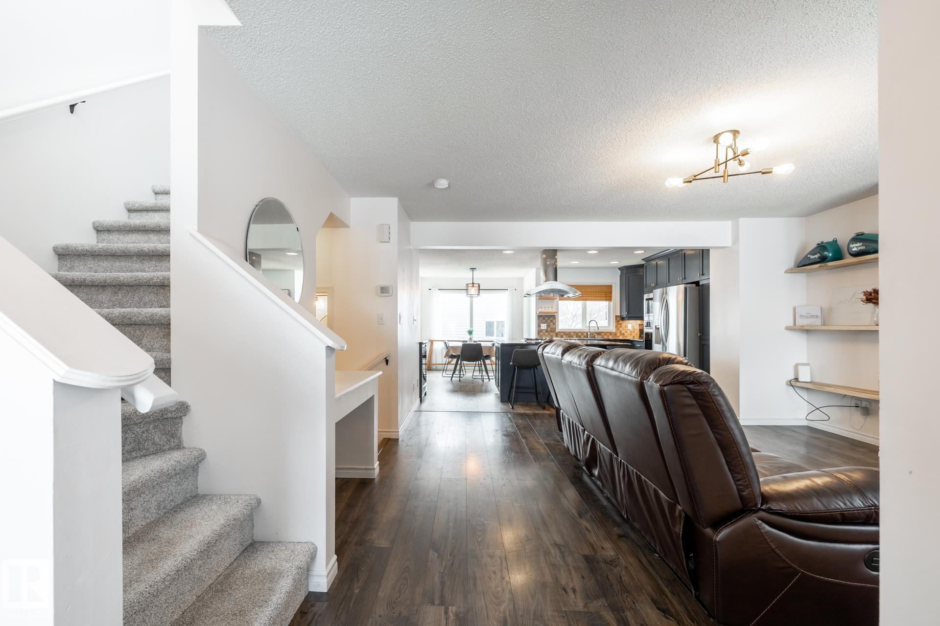 1407 72 Street SW, Summerside, Edmonton