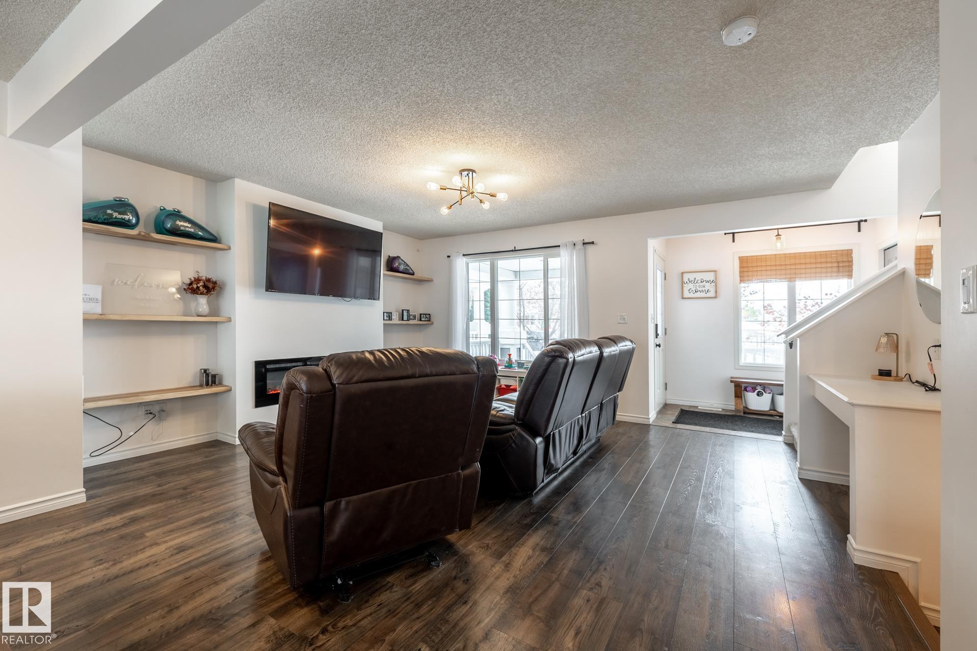 Photo 8 at 1407 72 Street SW, Summerside, Edmonton