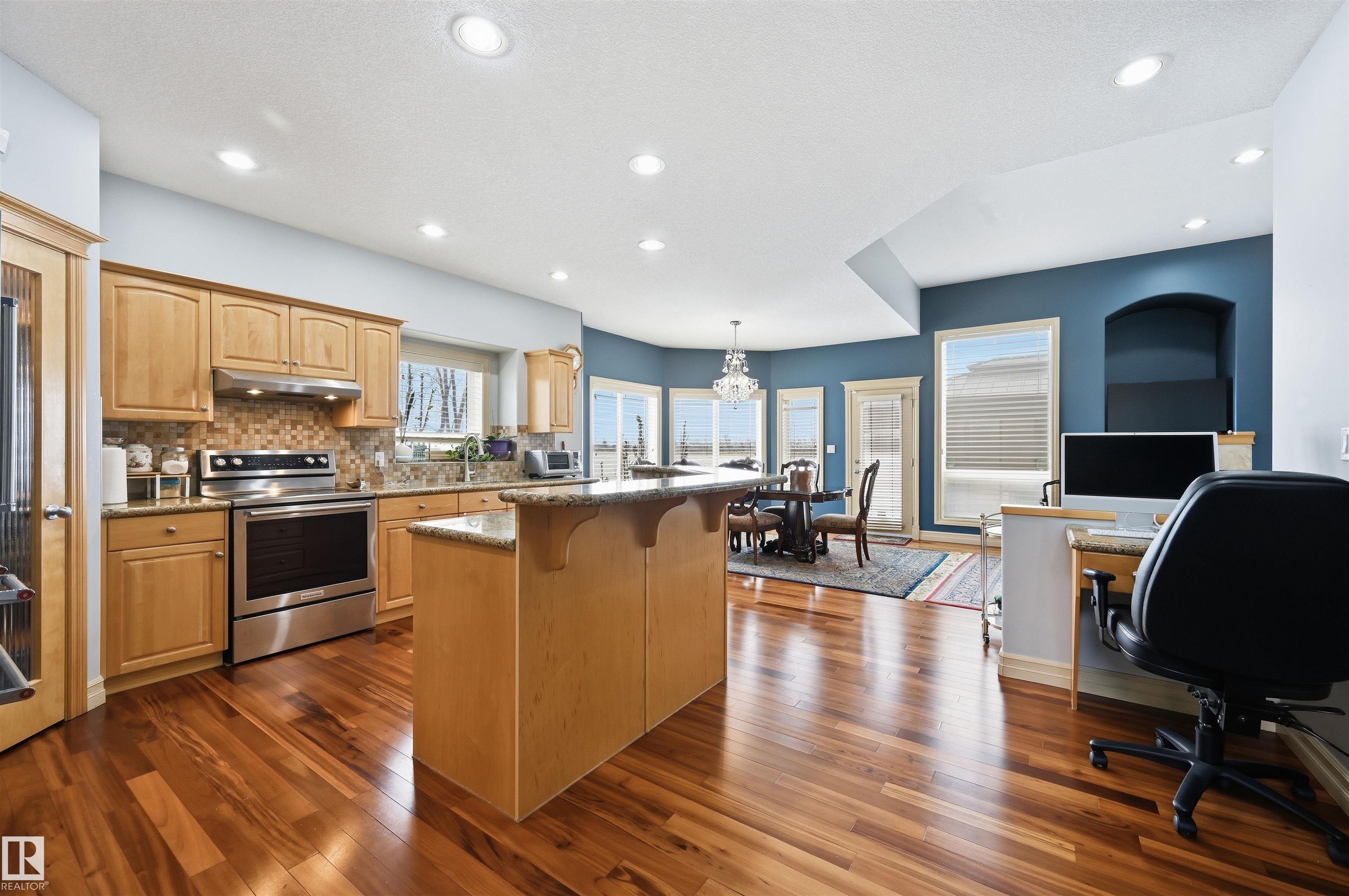 Photo 7 at 1526 Haswell Close NW, Haddow, Edmonton