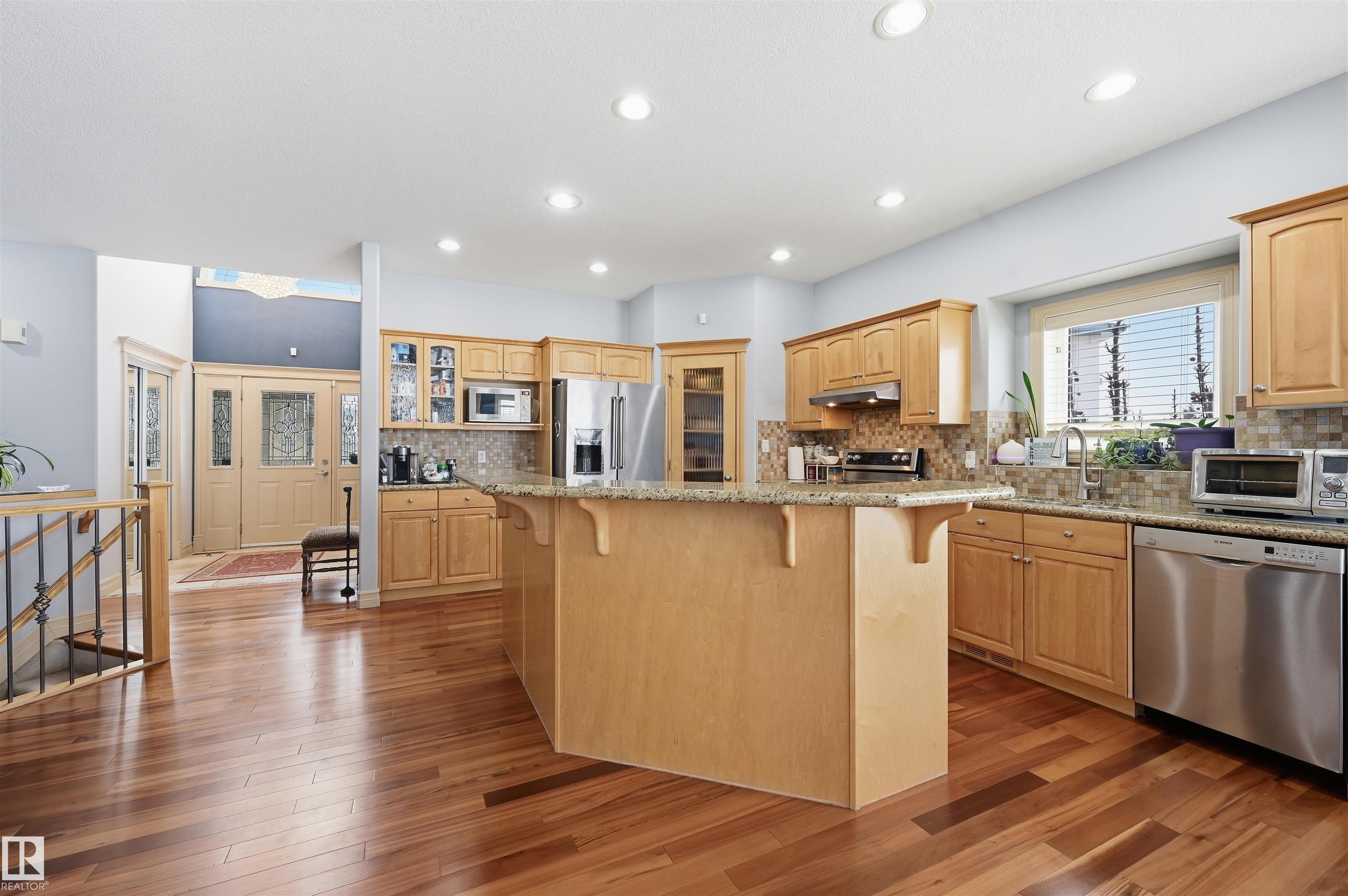 Photo 9 at 1526 Haswell Close NW, Haddow, Edmonton