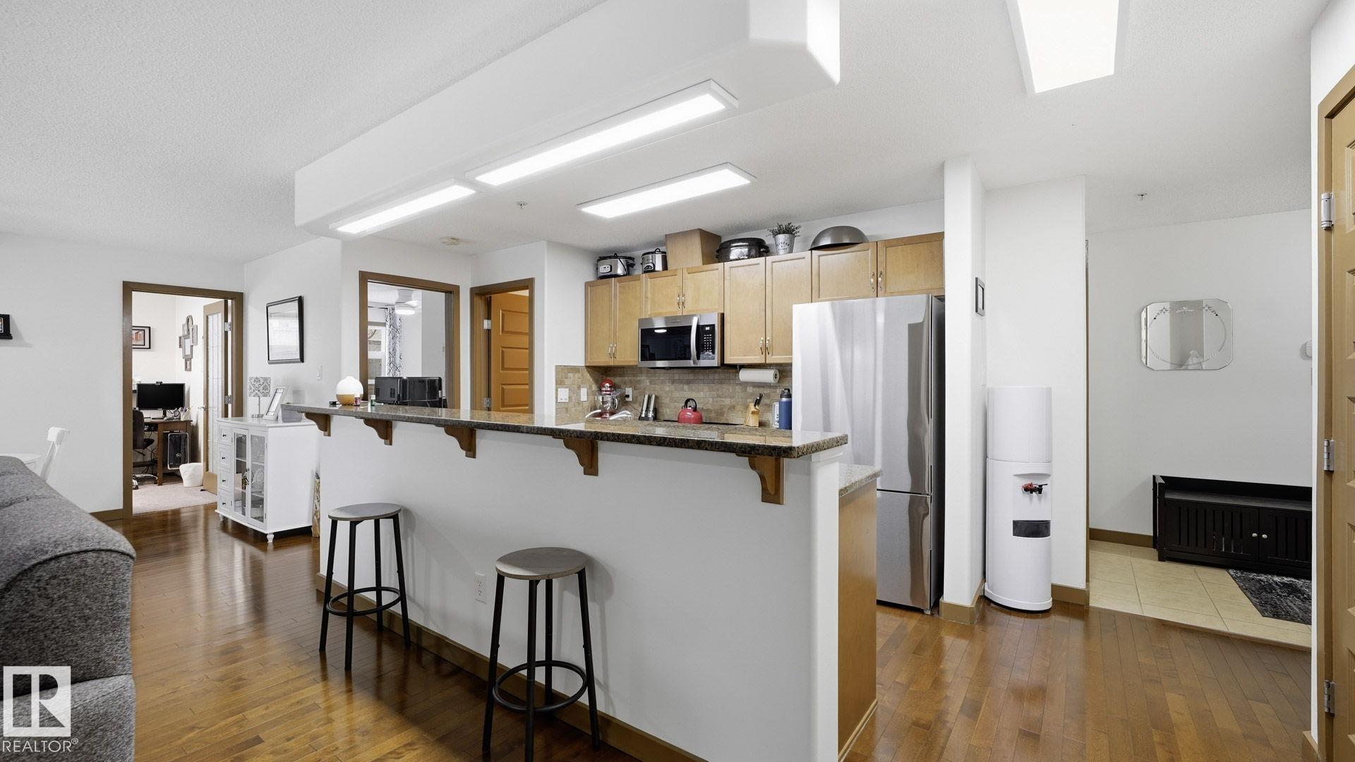 #121 11603 ELLERSLIE RD SW