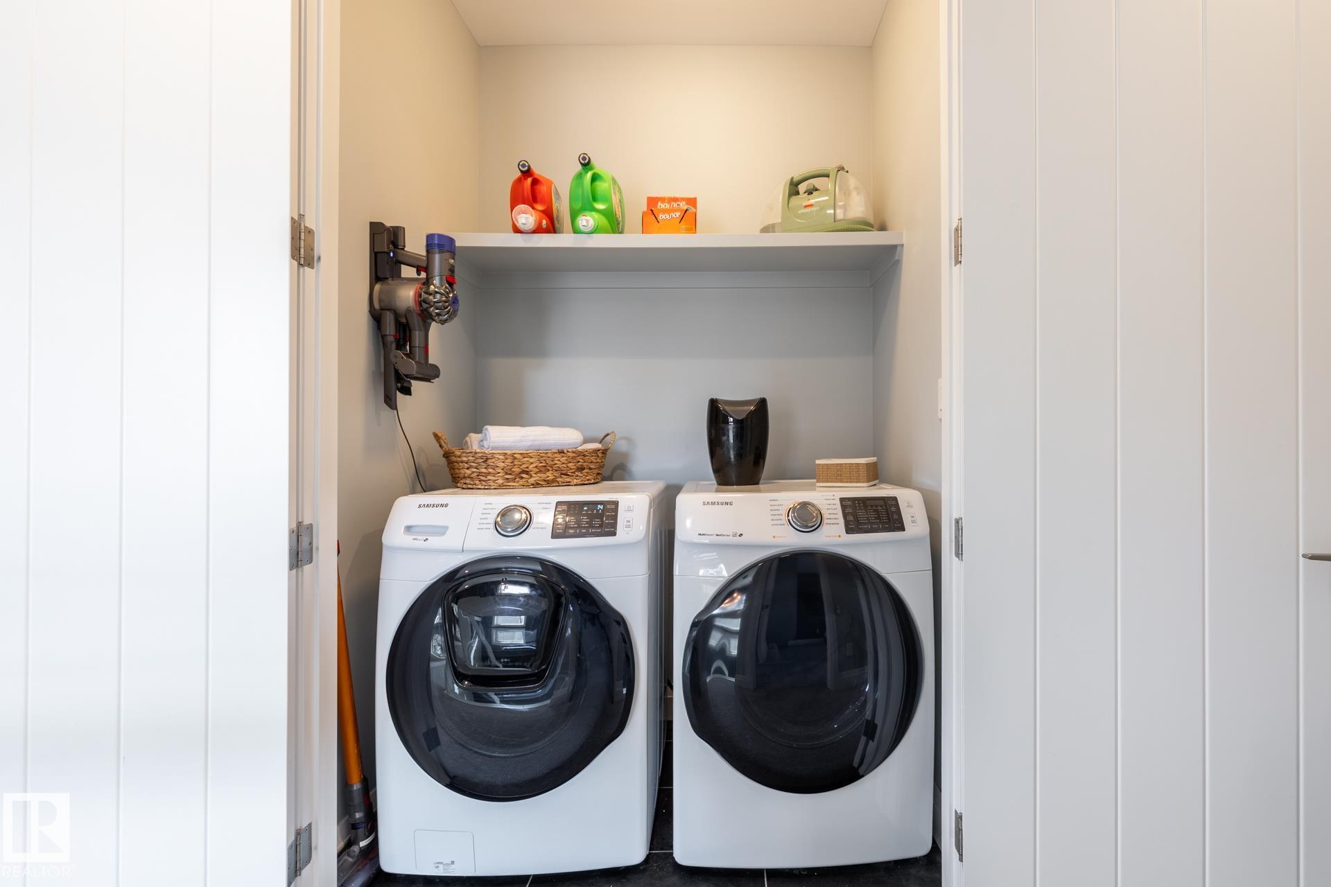 Photo 32 at 10936 71 Avenue NW, Parkallen, Edmonton