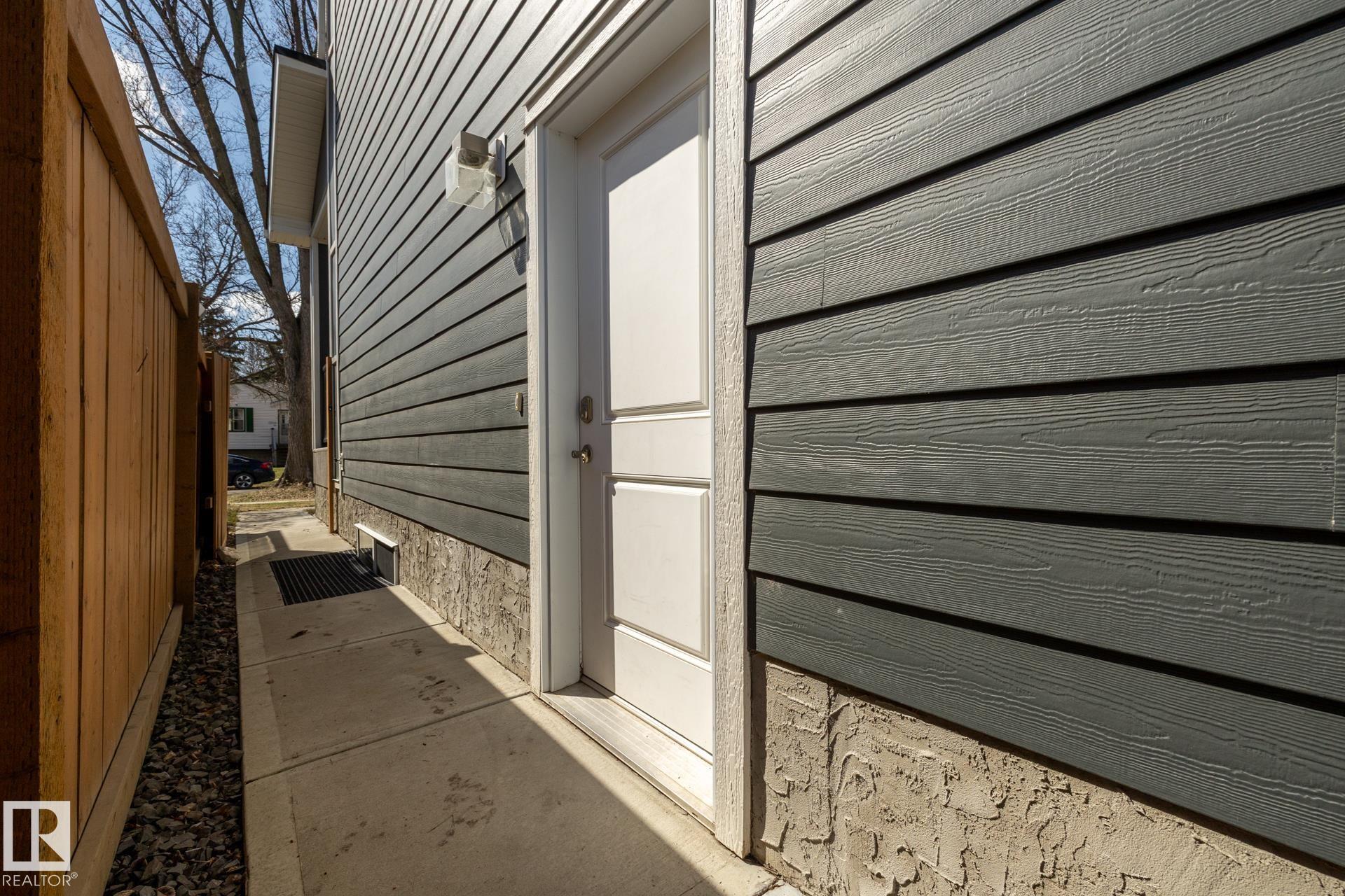 Photo 42 at 10936 71 Avenue NW, Parkallen, Edmonton