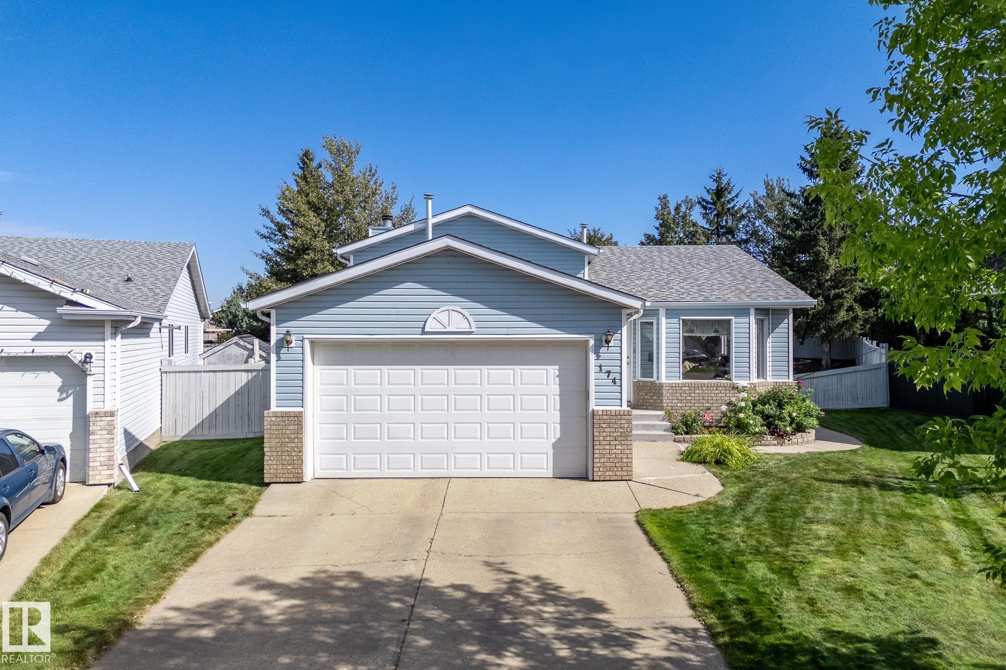 174 Regency Drive, Regency Park, Sherwood Park