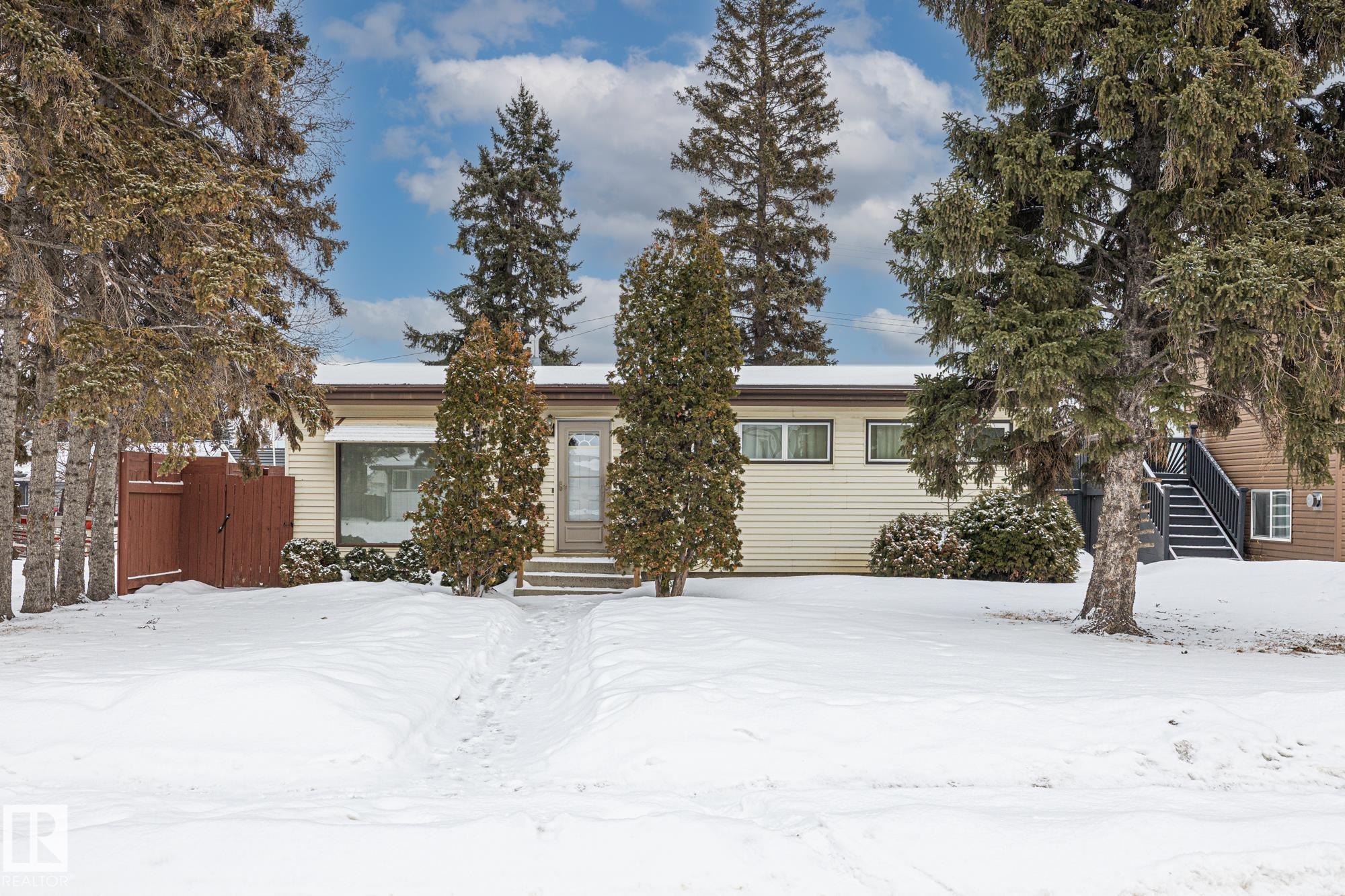 10971 157 Street NW, Mayfield, Edmonton