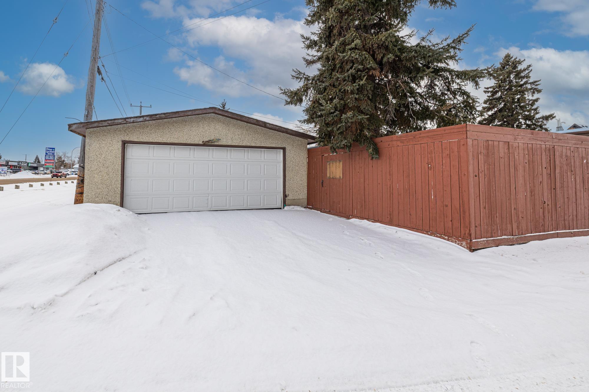 Photo 27 at 10971 157 Street NW, Mayfield, Edmonton