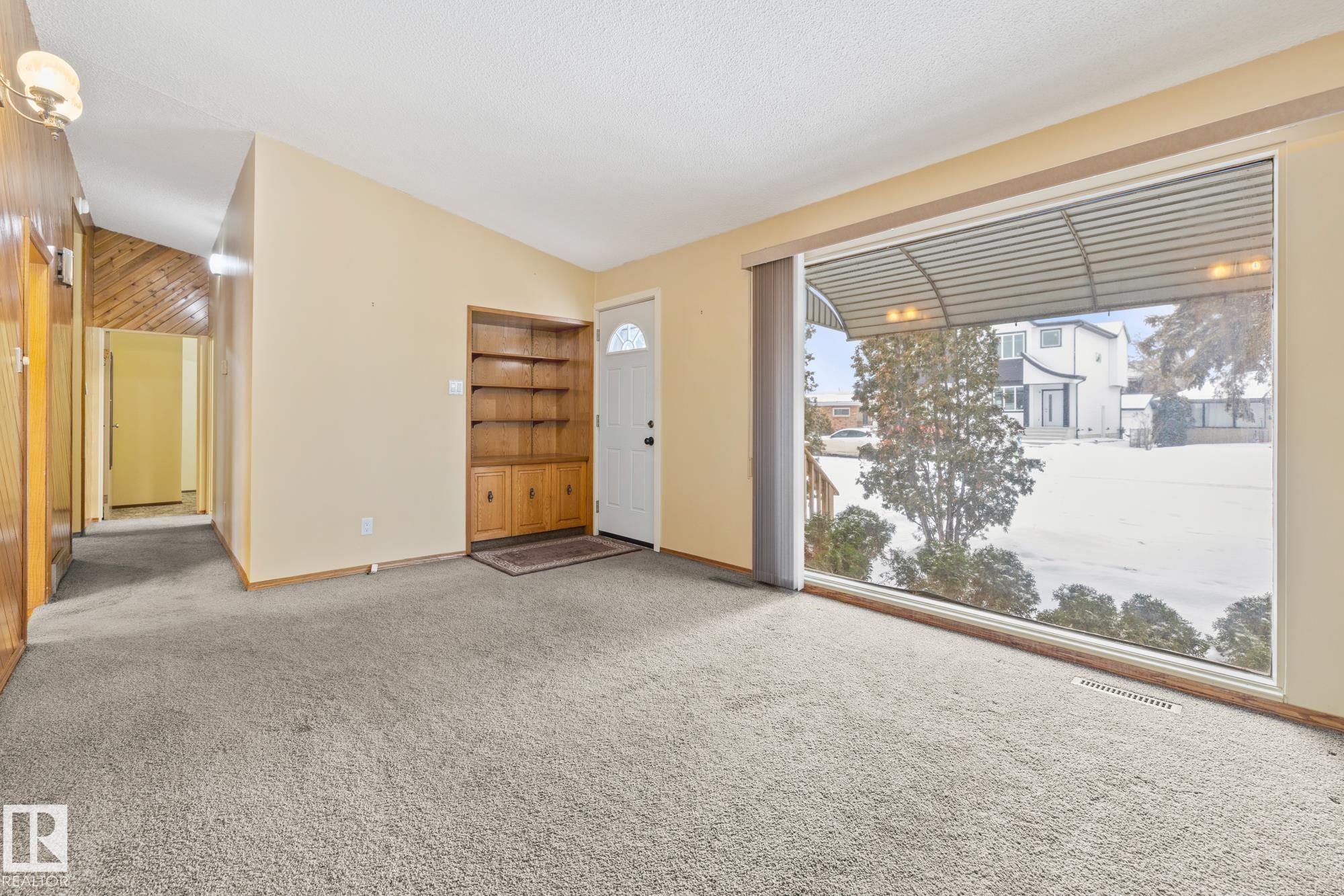 Photo 7 at 10971 157 Street NW, Mayfield, Edmonton