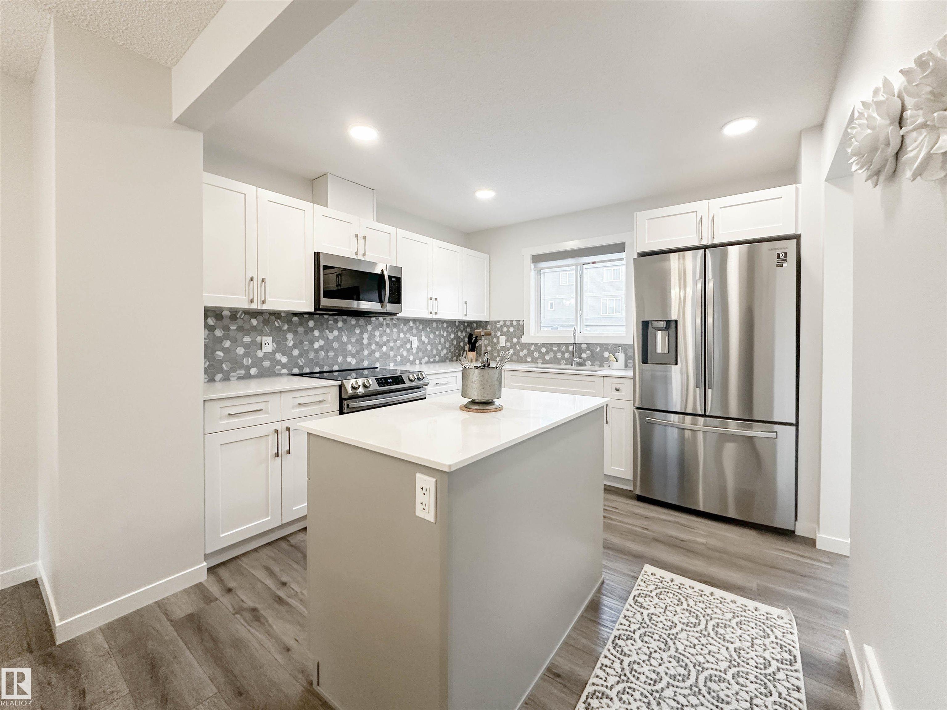 Photo 12 at 1270 Rosenthal Boulevard NW, Rosenthal, Edmonton