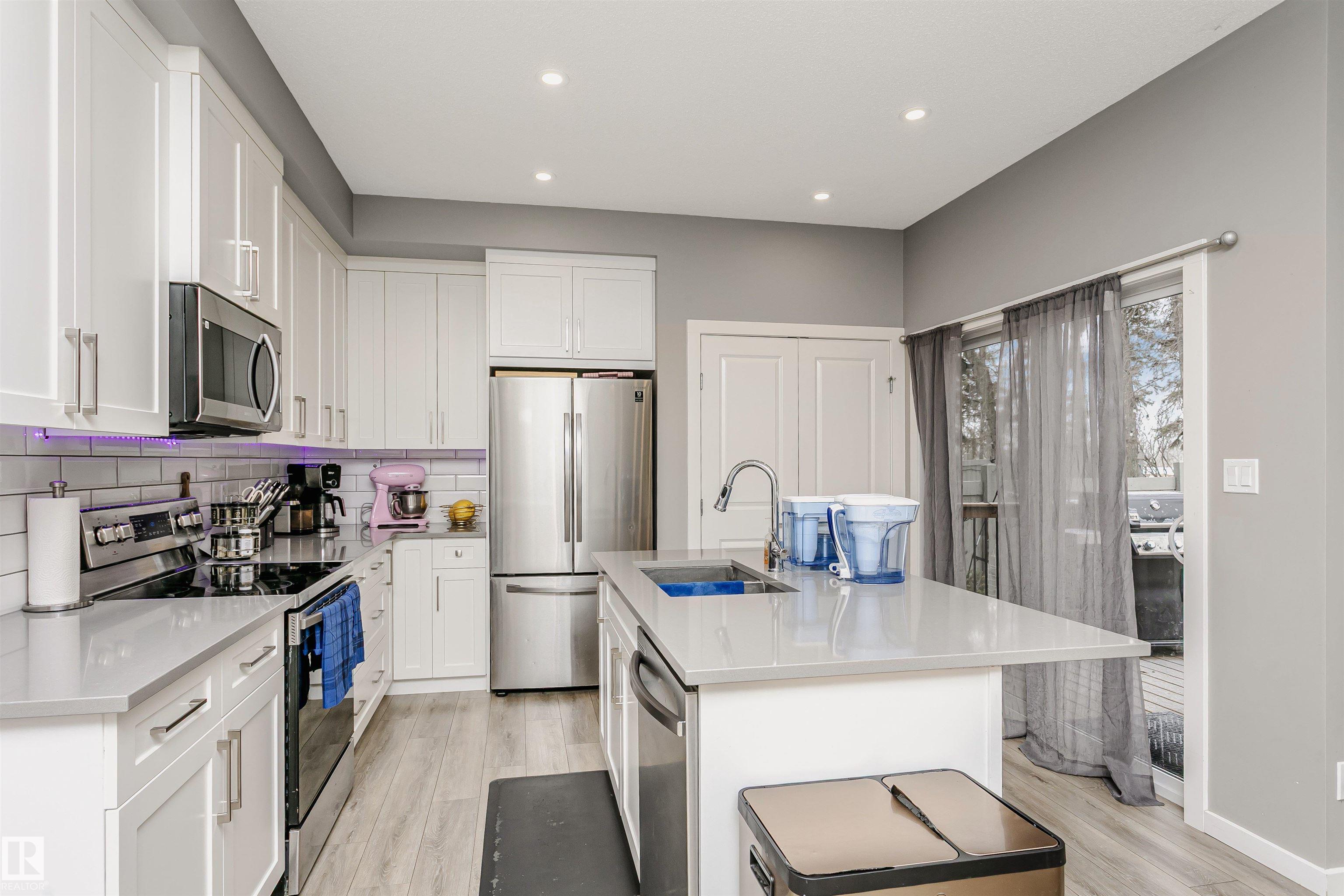 Photo 10 at 7322 Chivers Crescent SW, Chappelle Area, Edmonton