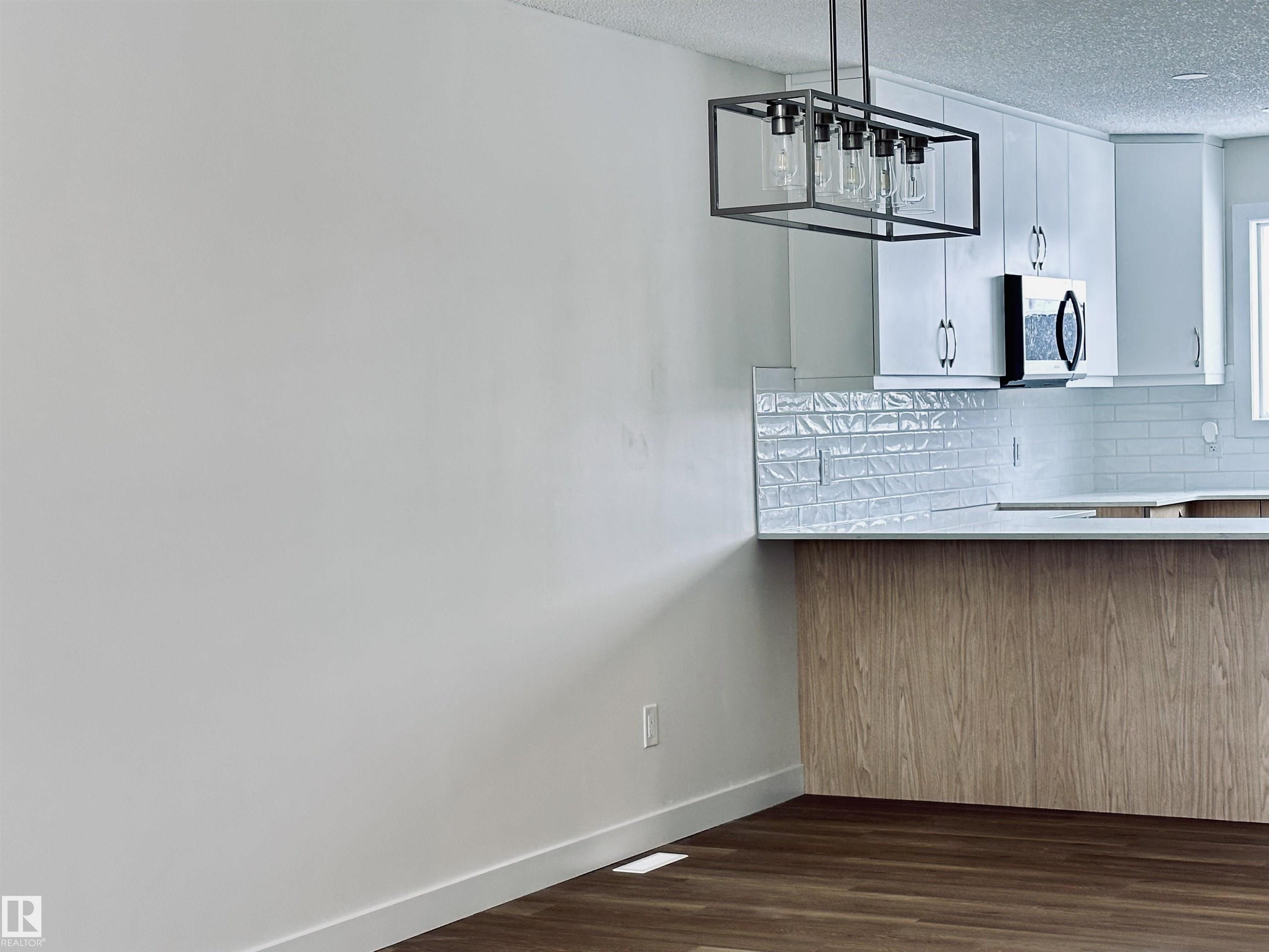 Photo 9 at 4843 115 Avenue NW, Beverly Heights, Edmonton