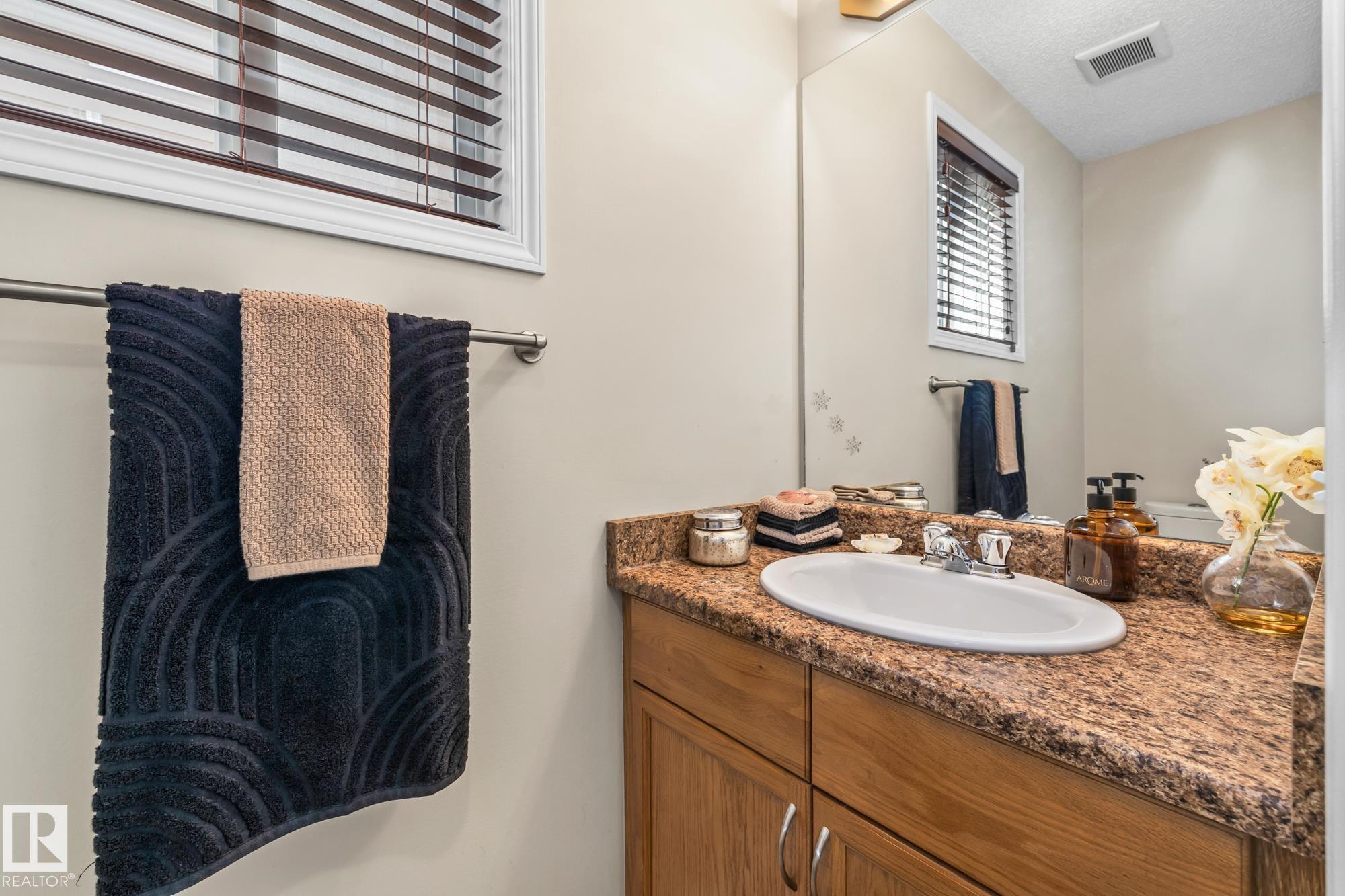 Photo 15 at 5468 162b Avenue NW, Hollick-Kenyon, Edmonton