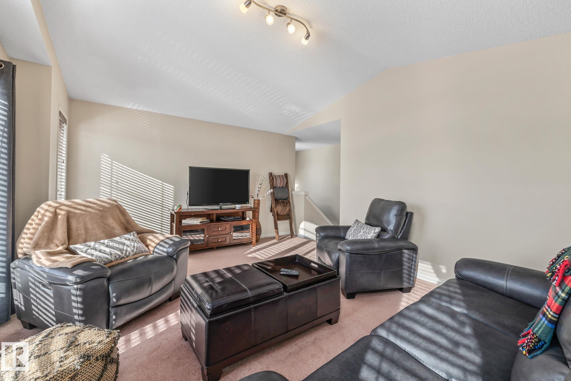 Photo 19 at 5468 162b Avenue NW, Hollick-Kenyon, Edmonton