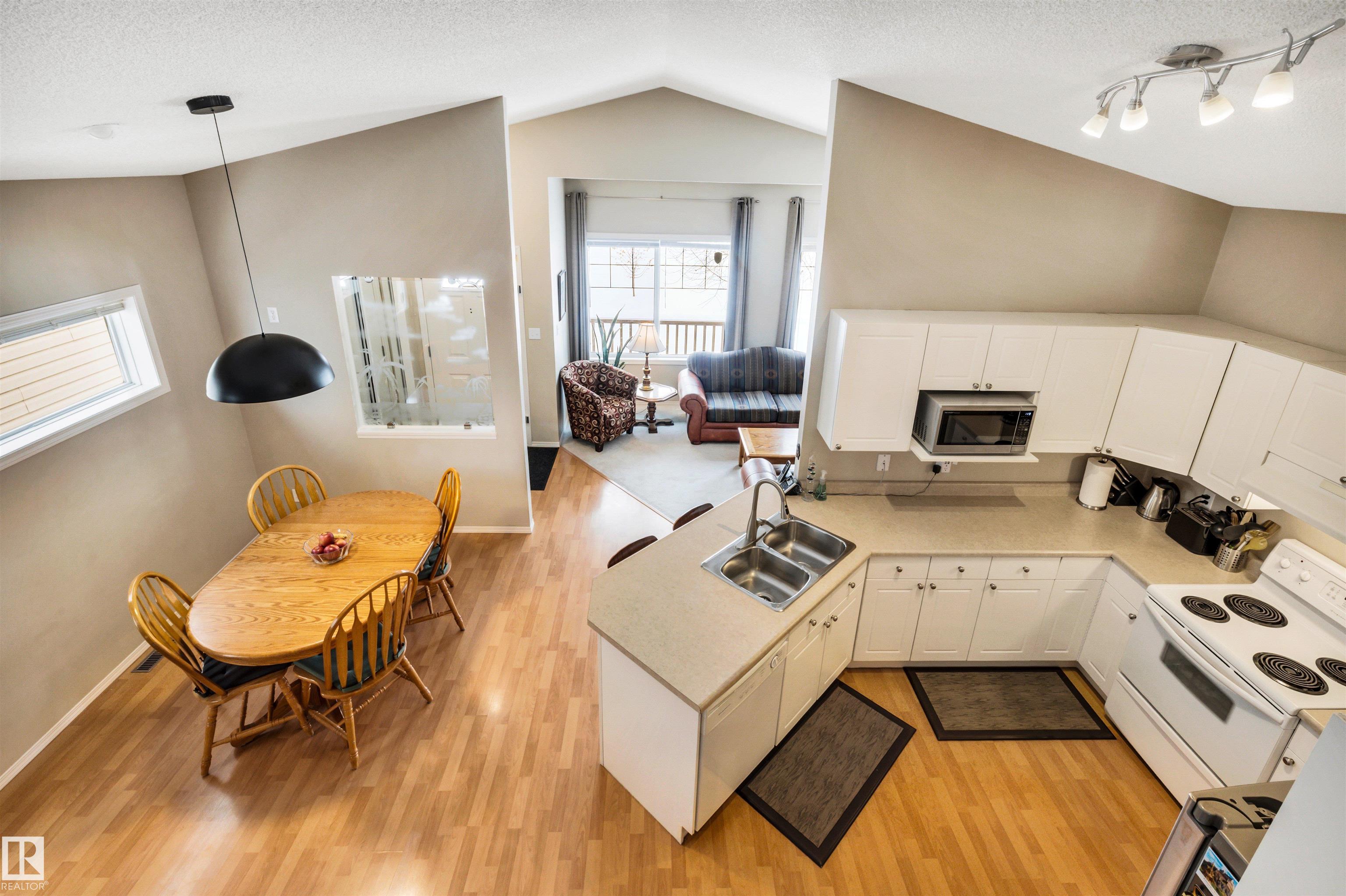 Photo 16 at 21378 87a Avenue NW, Suder Greens, Edmonton