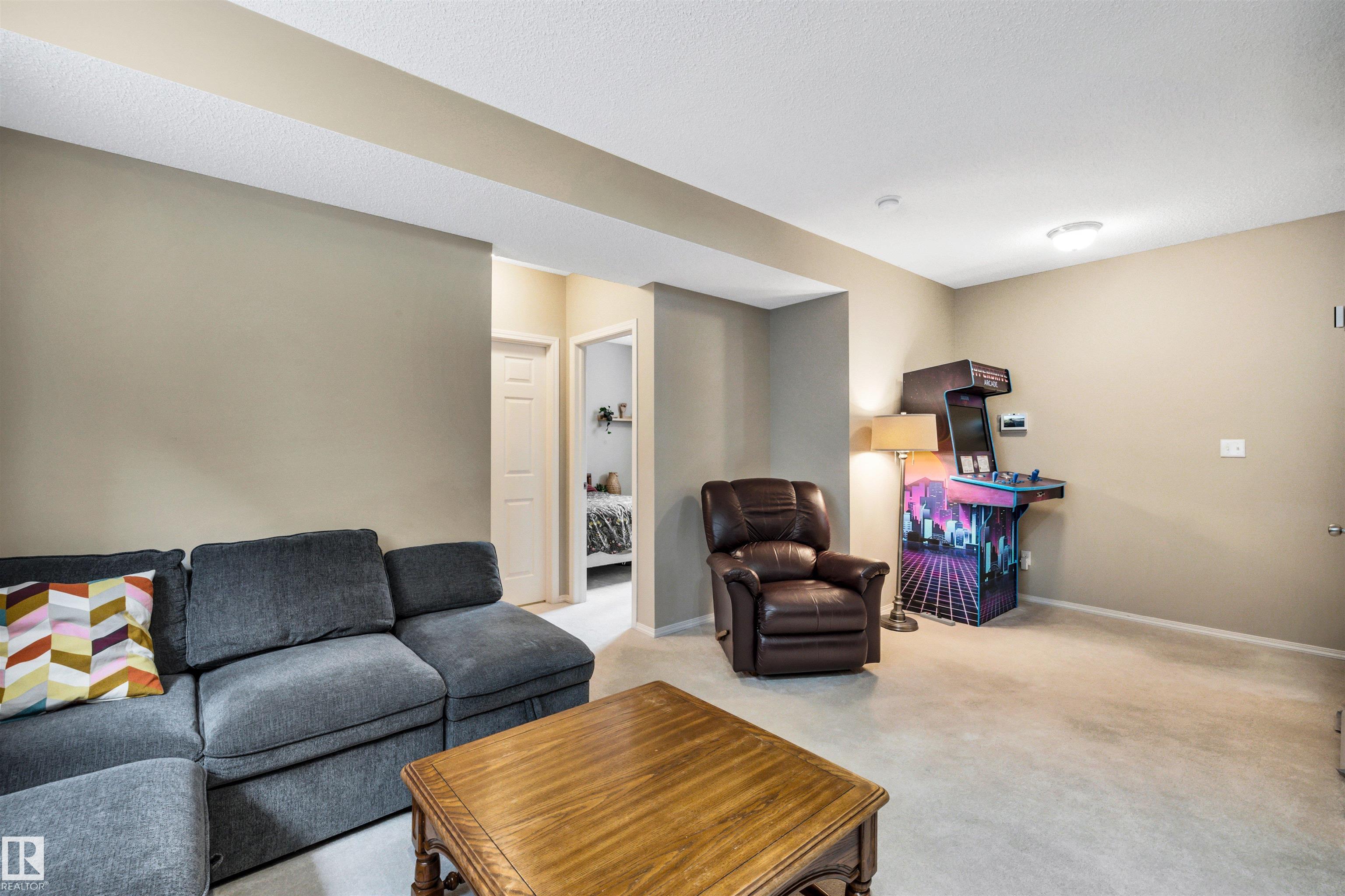 Photo 27 at 21378 87a Avenue NW, Suder Greens, Edmonton