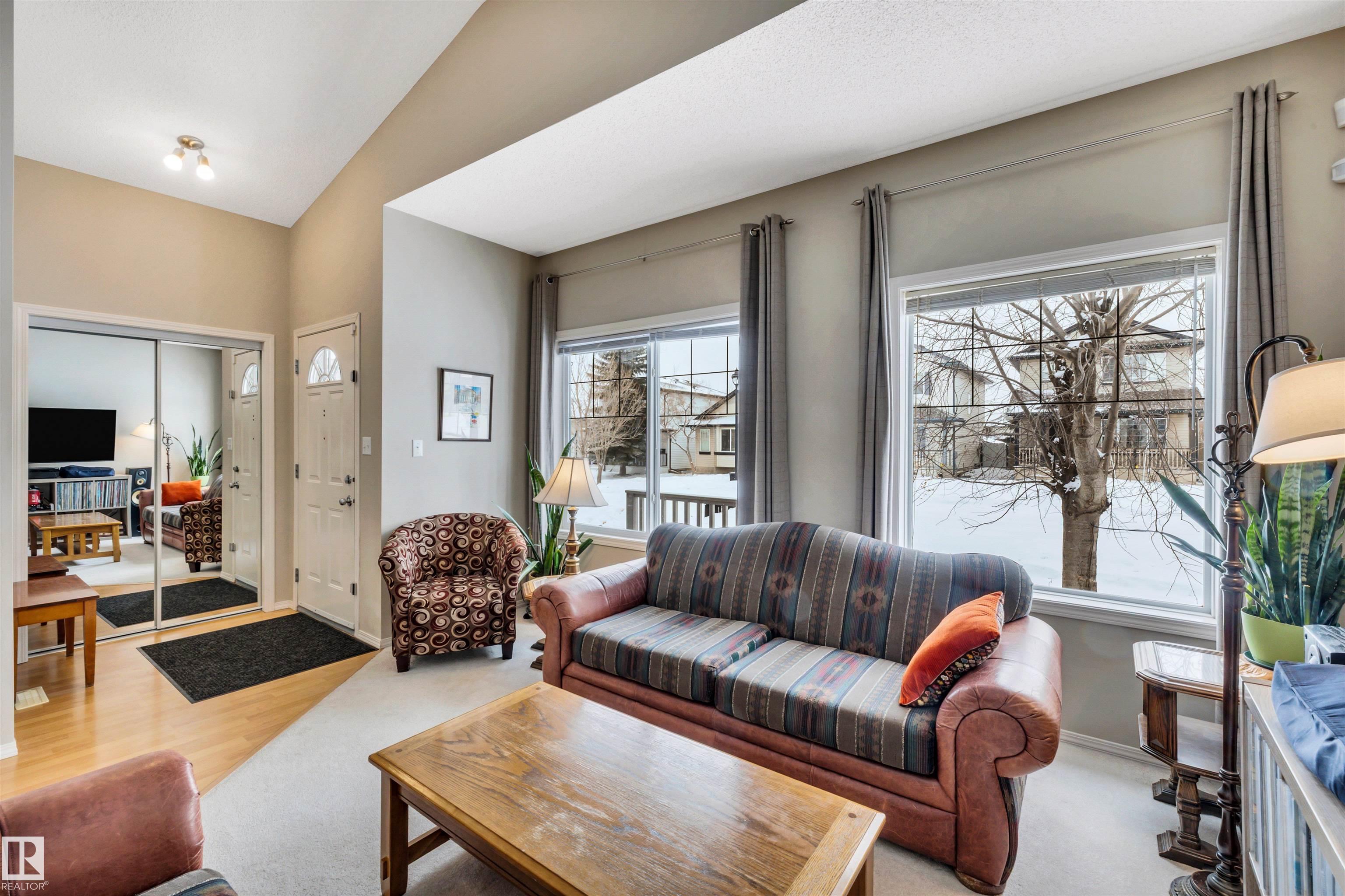 Photo 6 at 21378 87a Avenue NW, Suder Greens, Edmonton