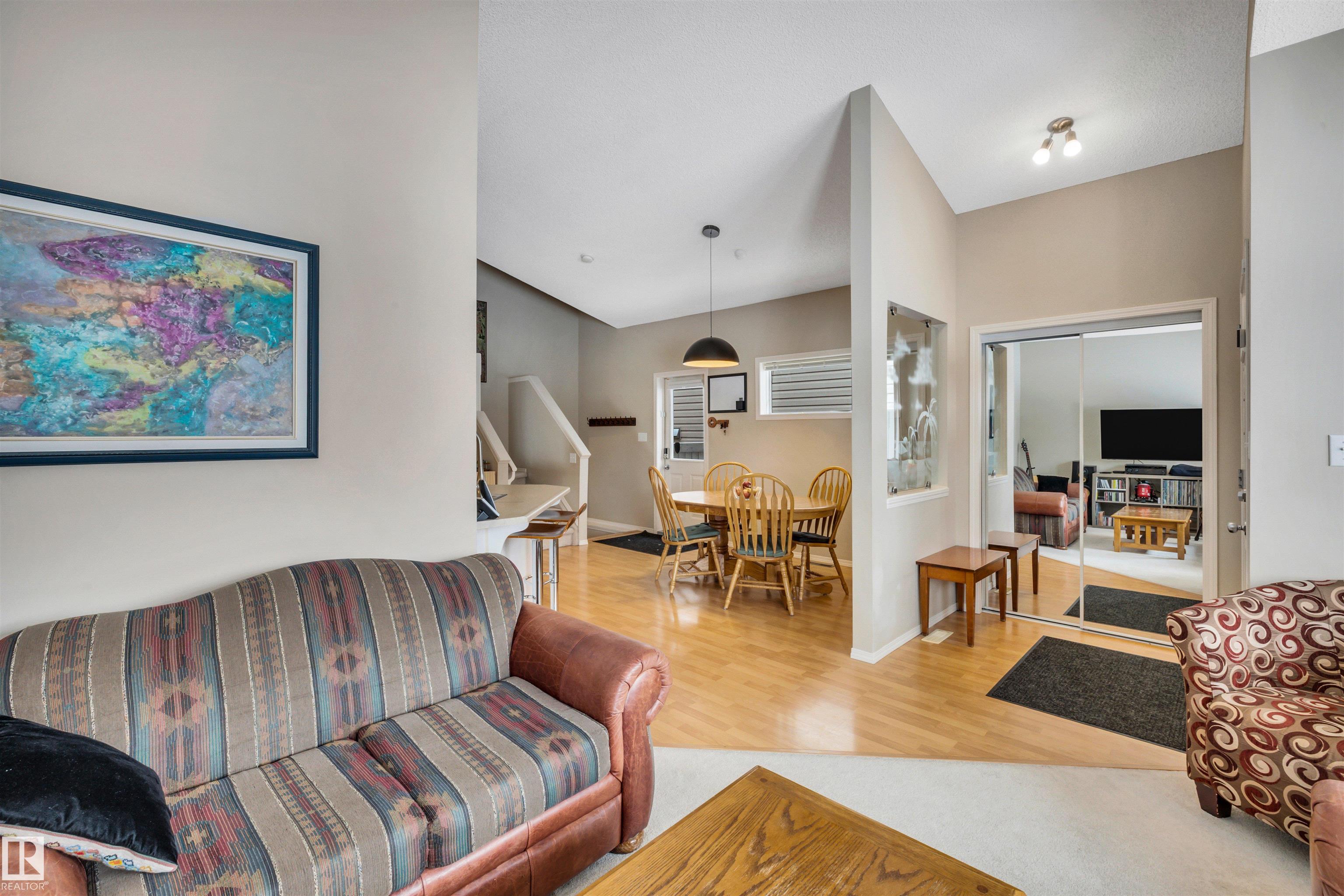 Photo 7 at 21378 87a Avenue NW, Suder Greens, Edmonton