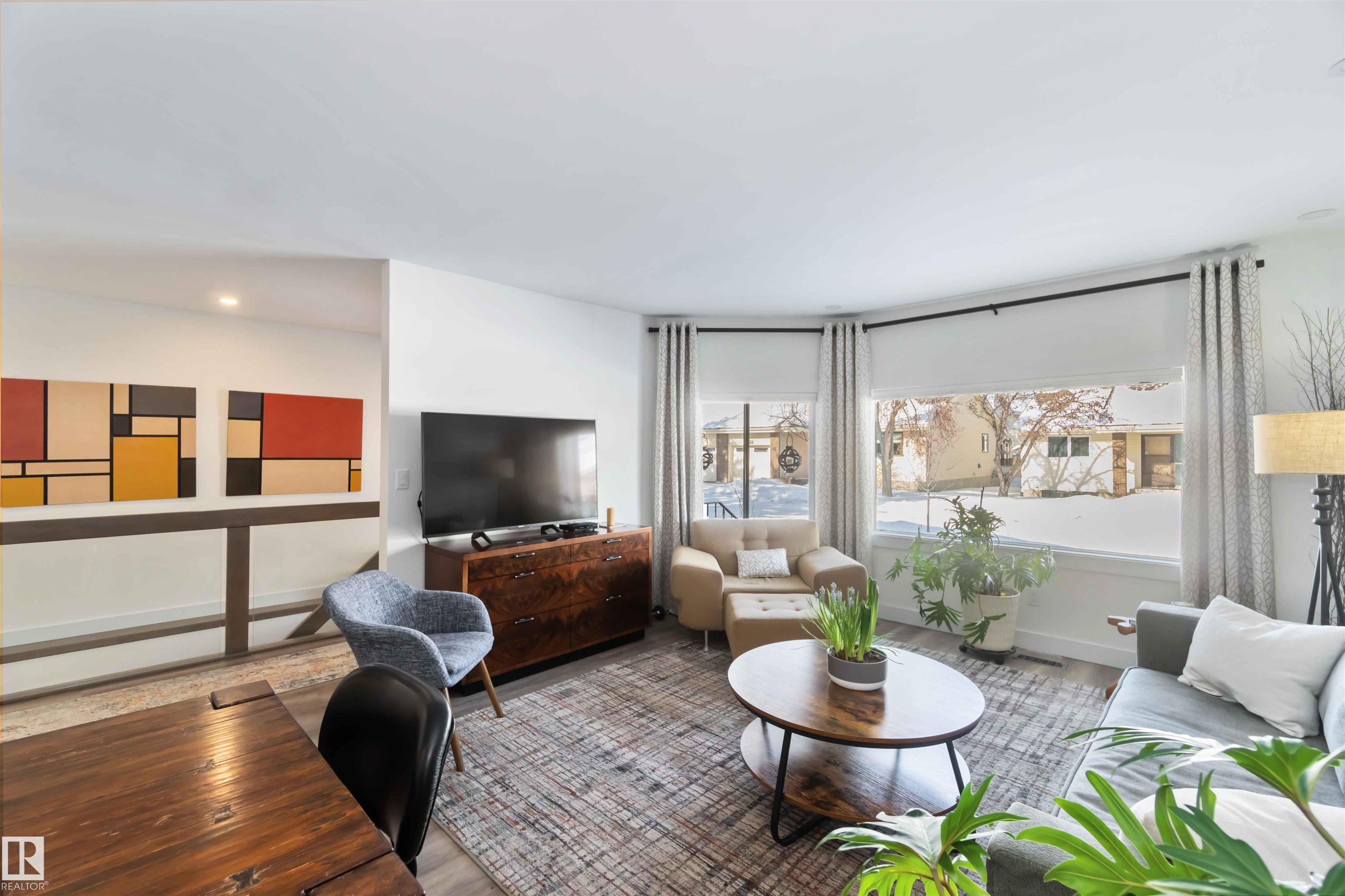 Photo 11 at 213 Oeming Road NW, Bulyea Heights, Edmonton