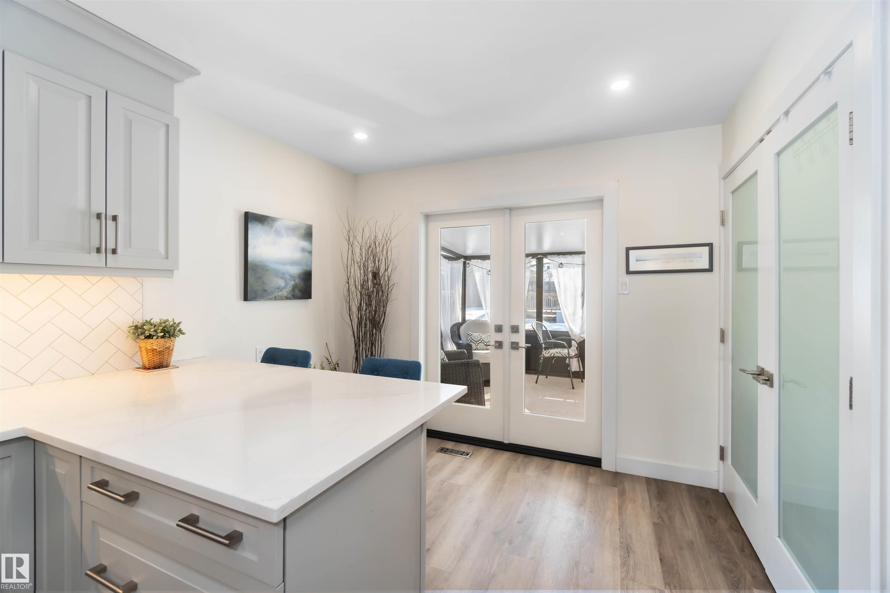 Photo 23 at 213 Oeming Road NW, Bulyea Heights, Edmonton