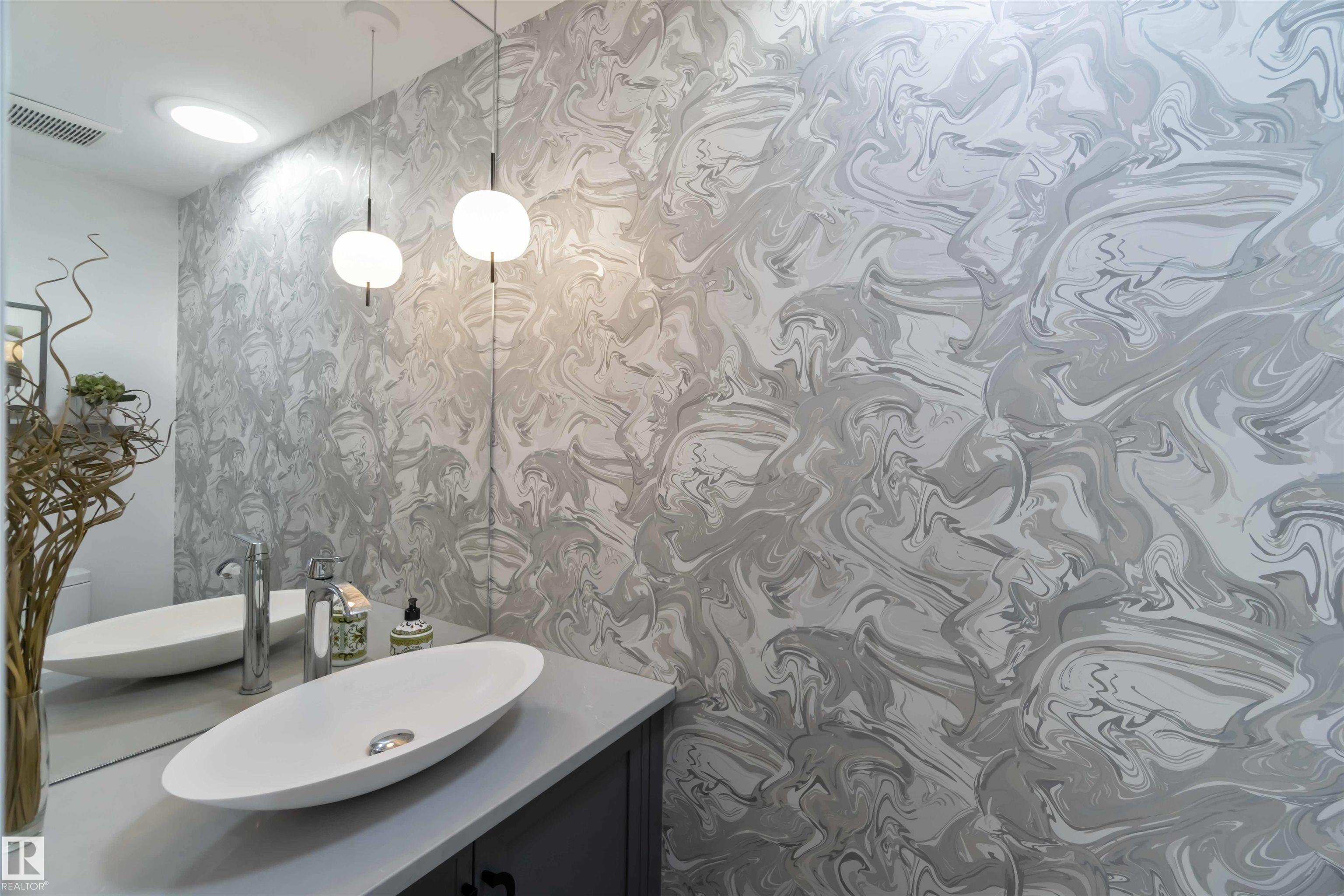 Photo 26 at 213 Oeming Road NW, Bulyea Heights, Edmonton