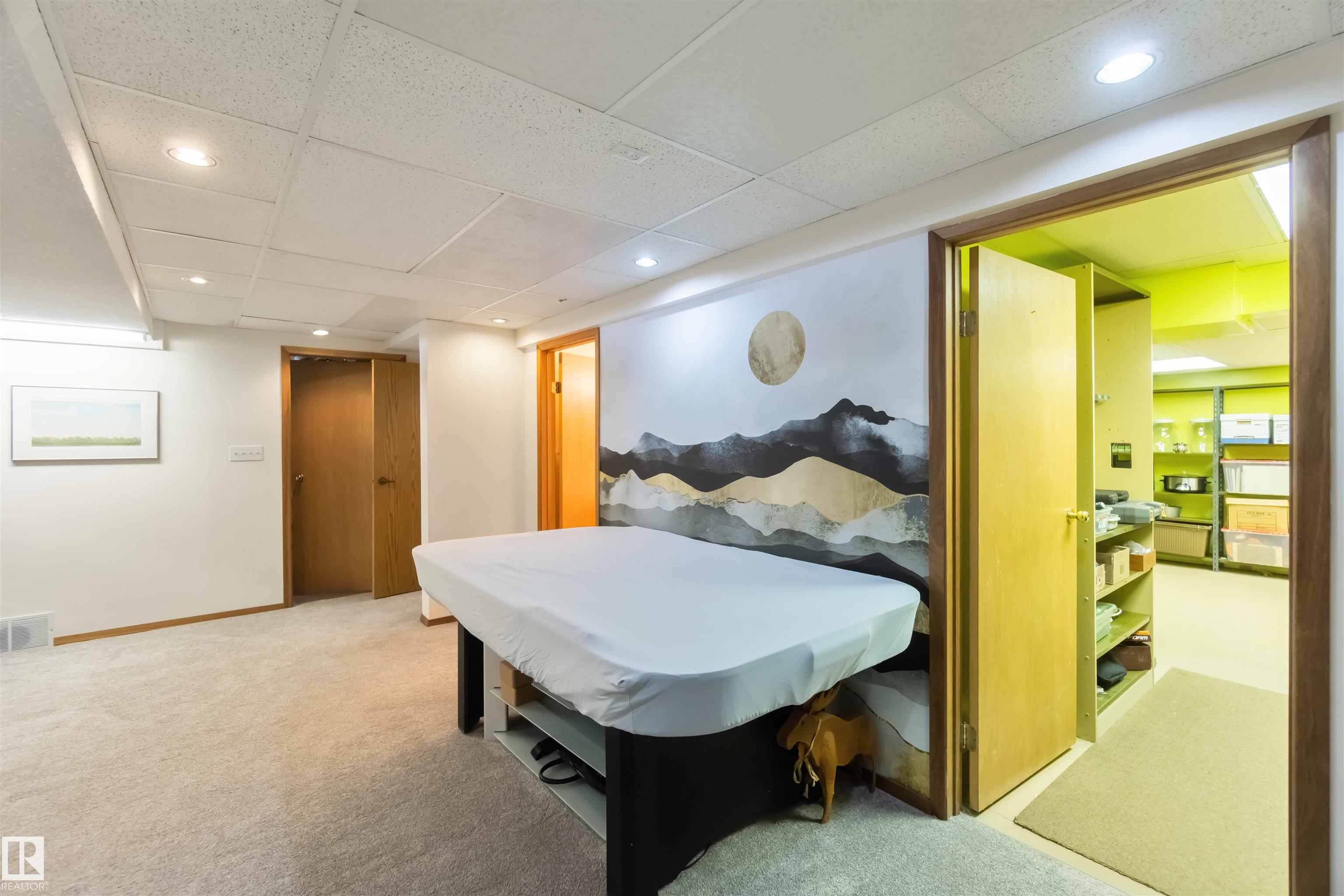 Photo 42 at 213 Oeming Road NW, Bulyea Heights, Edmonton