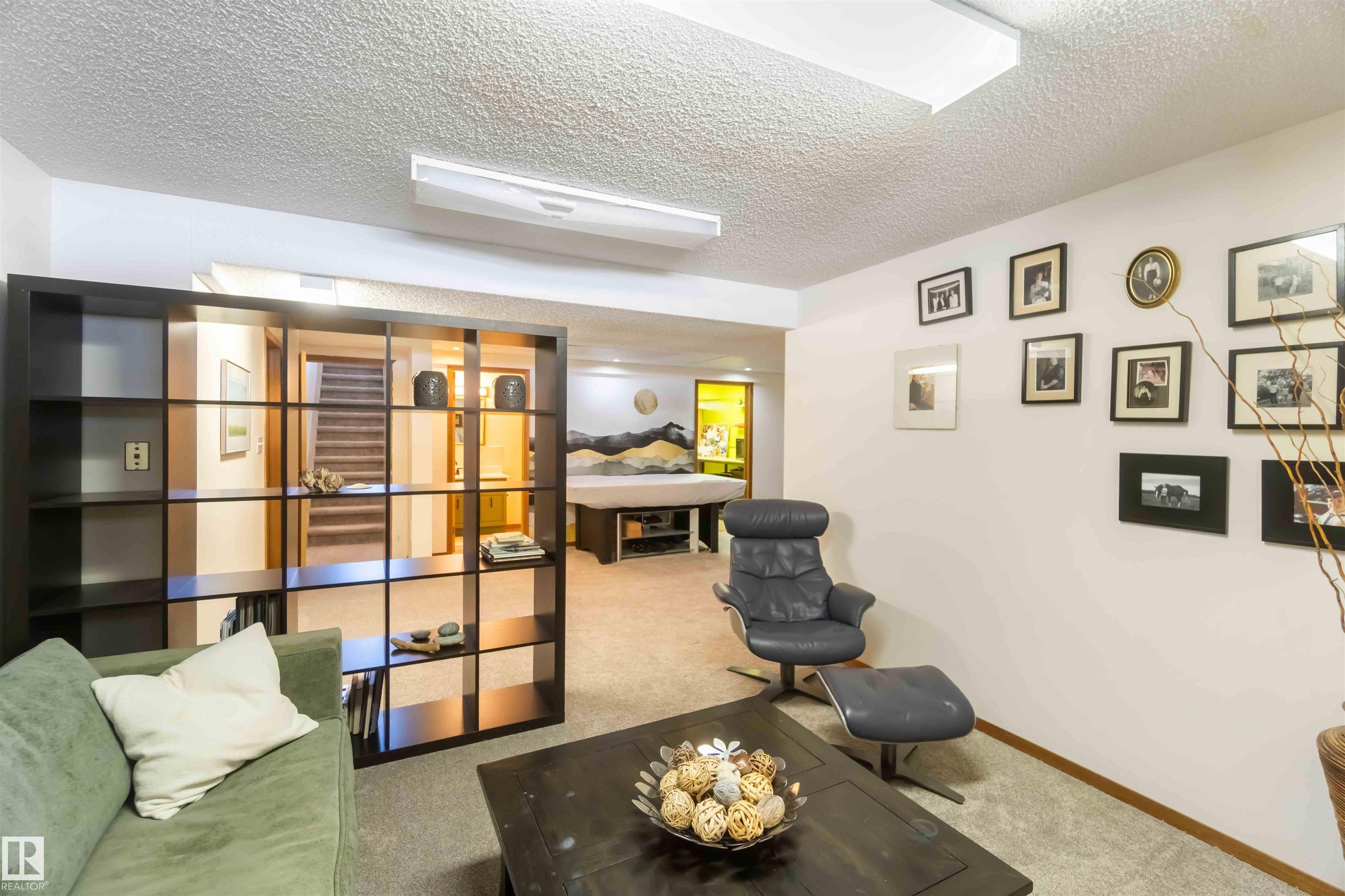 Photo 48 at 213 Oeming Road NW, Bulyea Heights, Edmonton