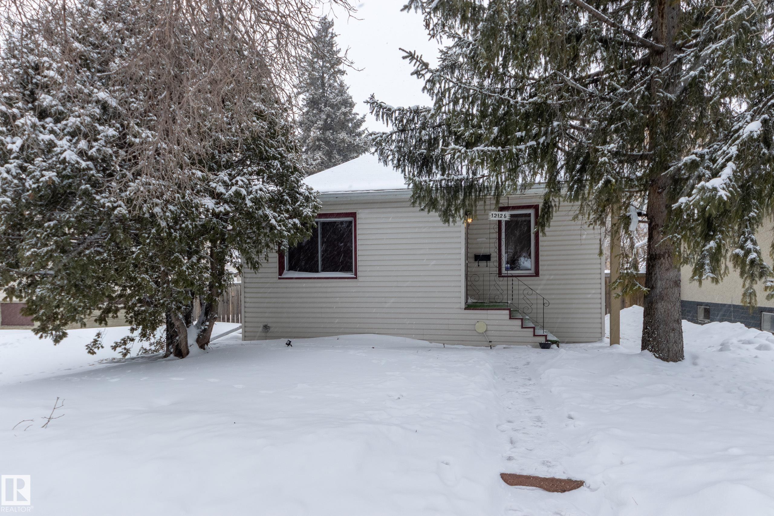 12126 39 Street NW, Beacon Heights, Edmonton