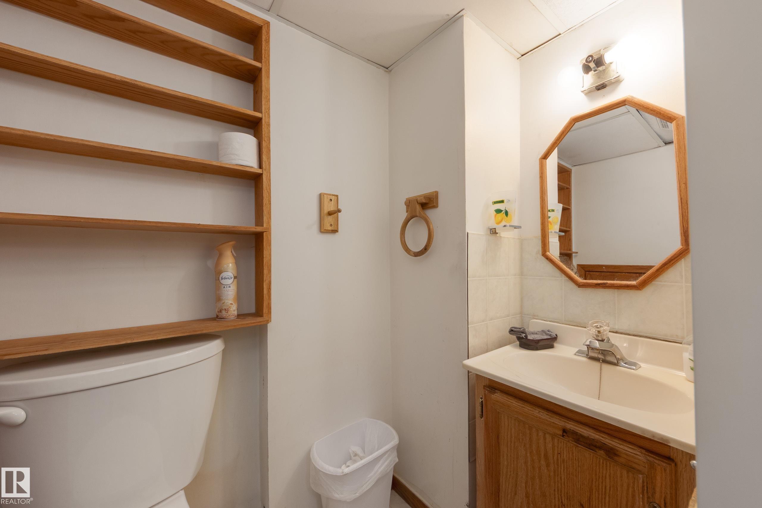 Photo 26 at 12126 39 Street NW, Beacon Heights, Edmonton