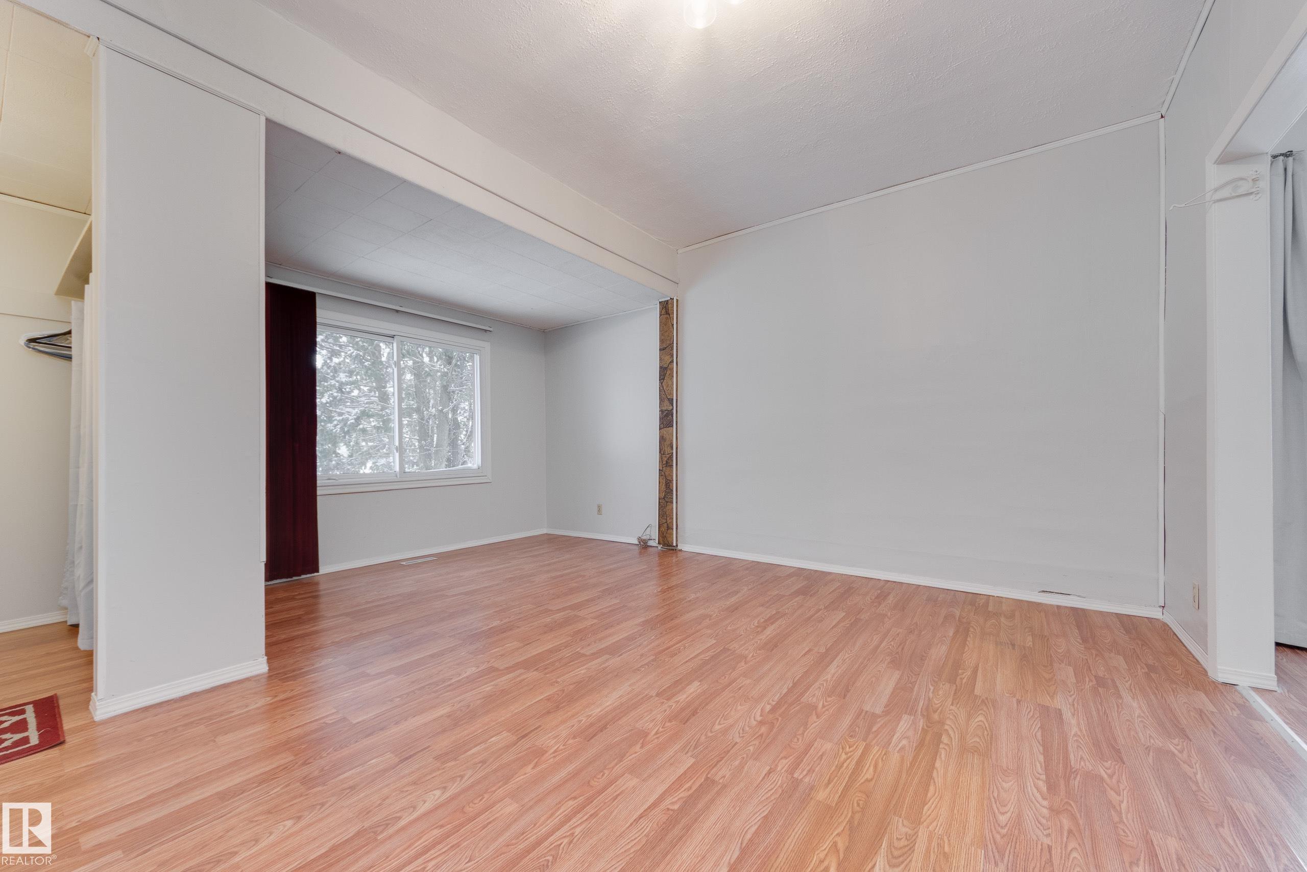 12126 39 Street NW, Beacon Heights, Edmonton