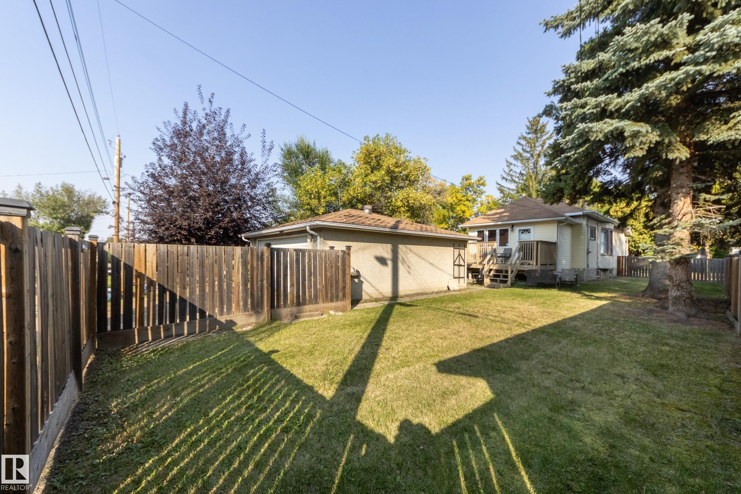 Photo 40 at 12126 39 Street NW, Beacon Heights, Edmonton