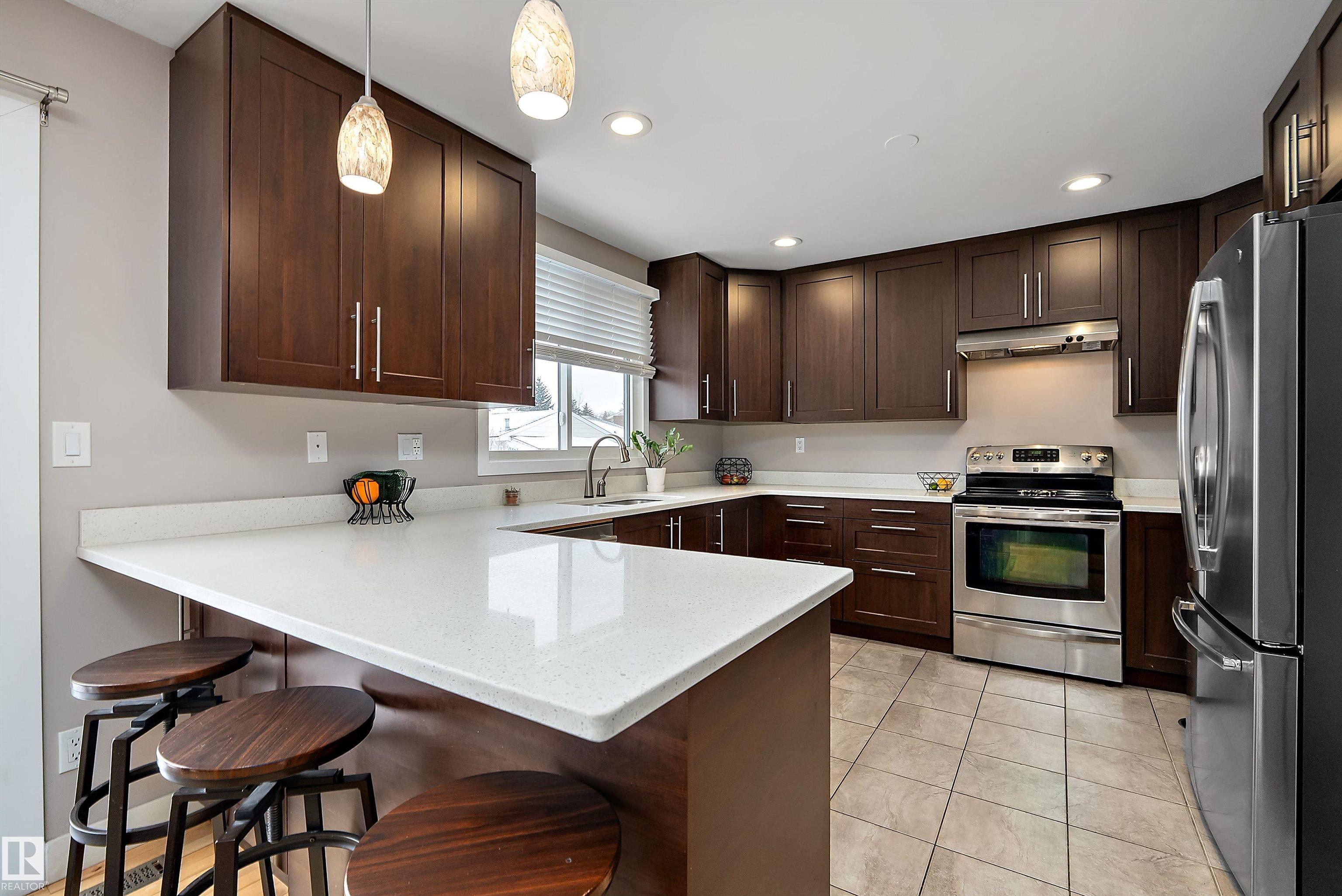 Photo 15 at 2417 111b Street NW, Blue Quill, Edmonton