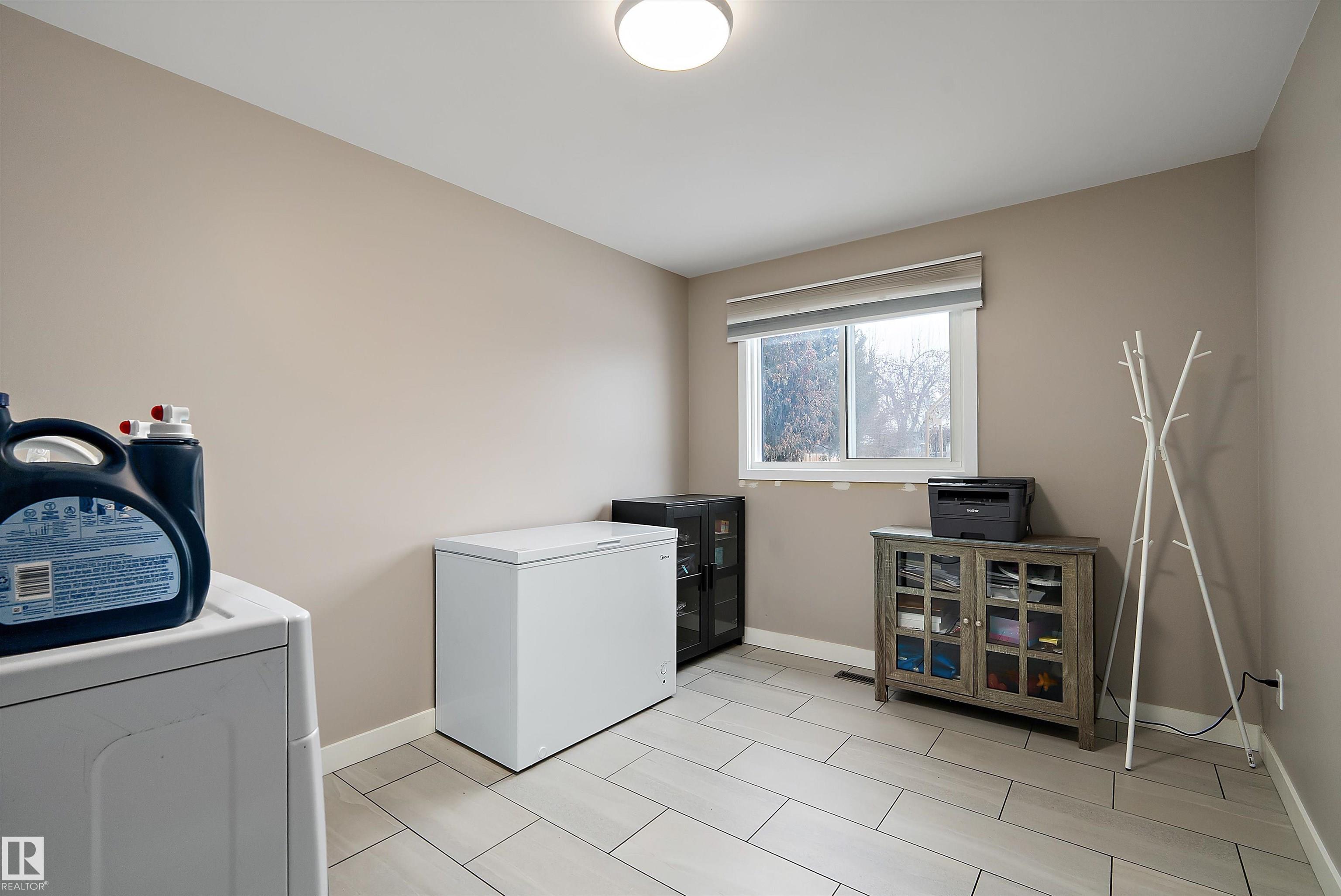 Photo 21 at 2417 111b Street NW, Blue Quill, Edmonton