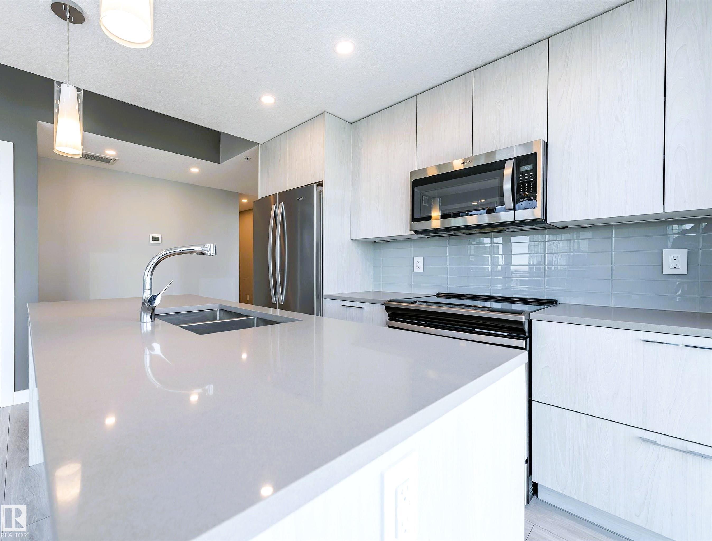 1703 - 10180 103 Street NW, Downtown, Edmonton